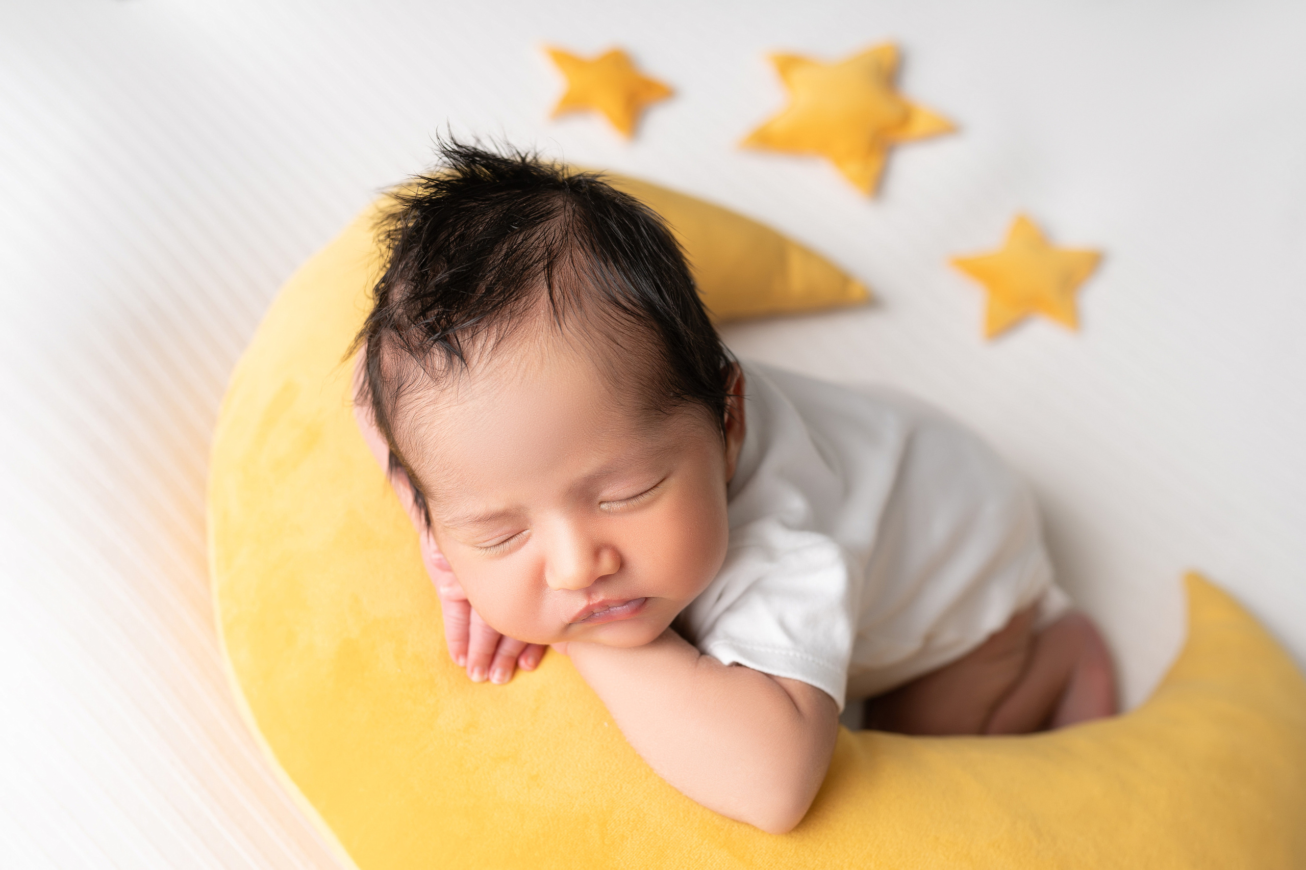 Микаэль. Фотограф новорождённых в Минске. Годик под ключ