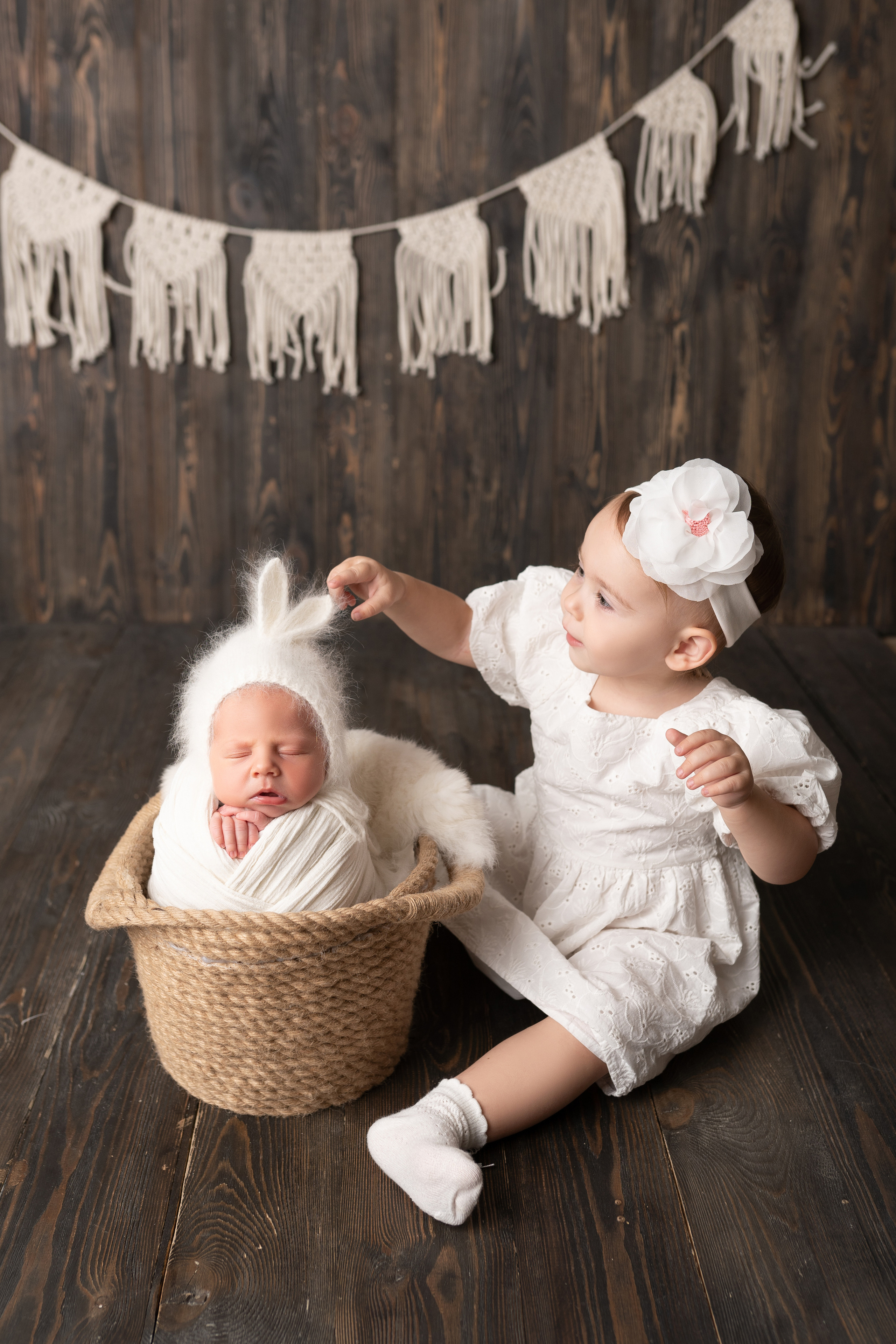 Вероника. Фотограф новорождённых в Минске. Годик под ключ