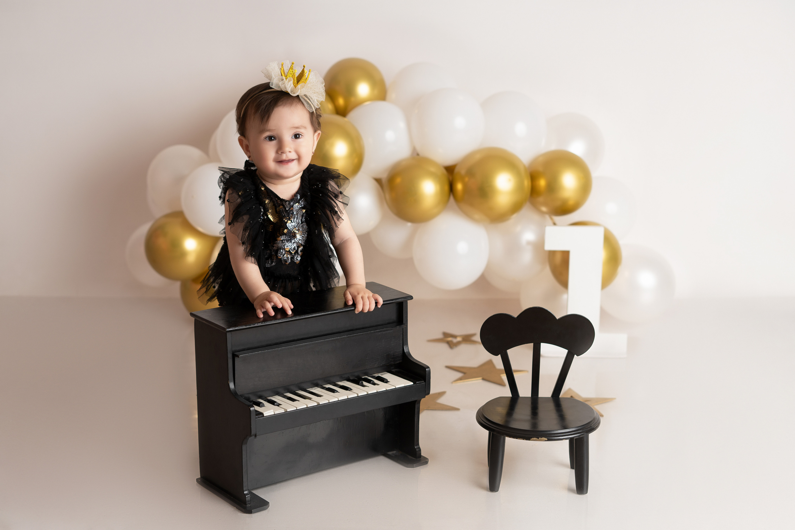 София. Фотограф новорождённых в Минске. Годик под ключ