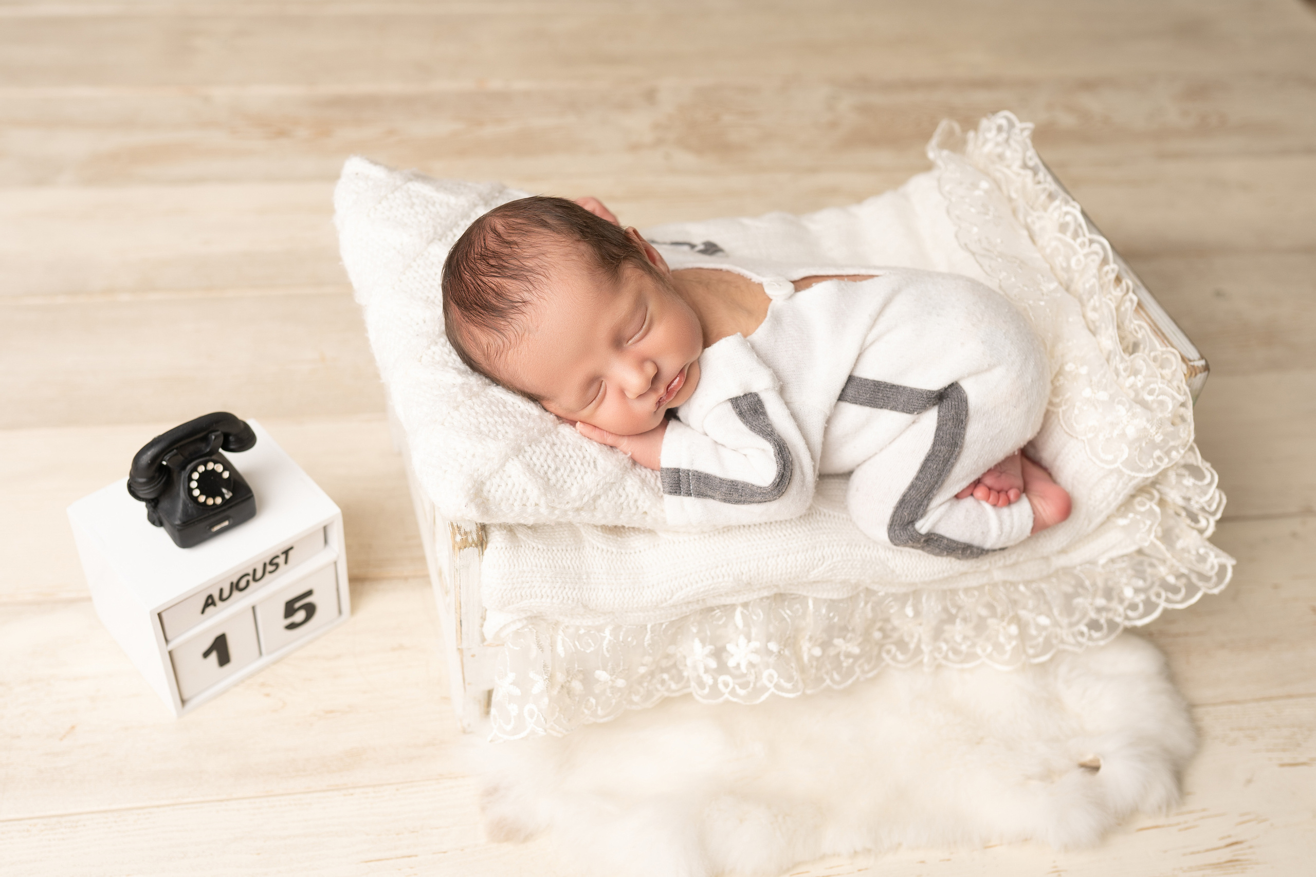 Амина и Мухаммад. Фотограф новорождённых в Минске. Годик под ключ