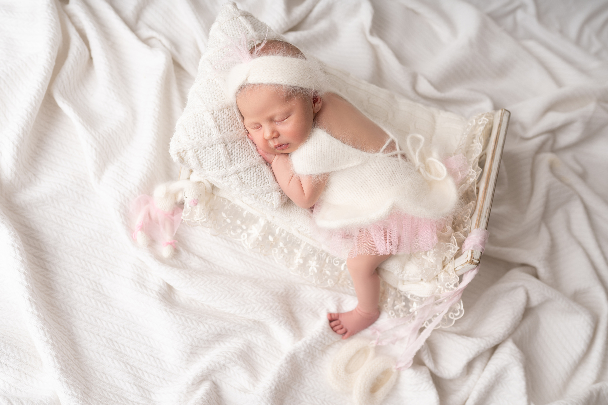 Вероника. Фотограф новорождённых в Минске. Годик под ключ