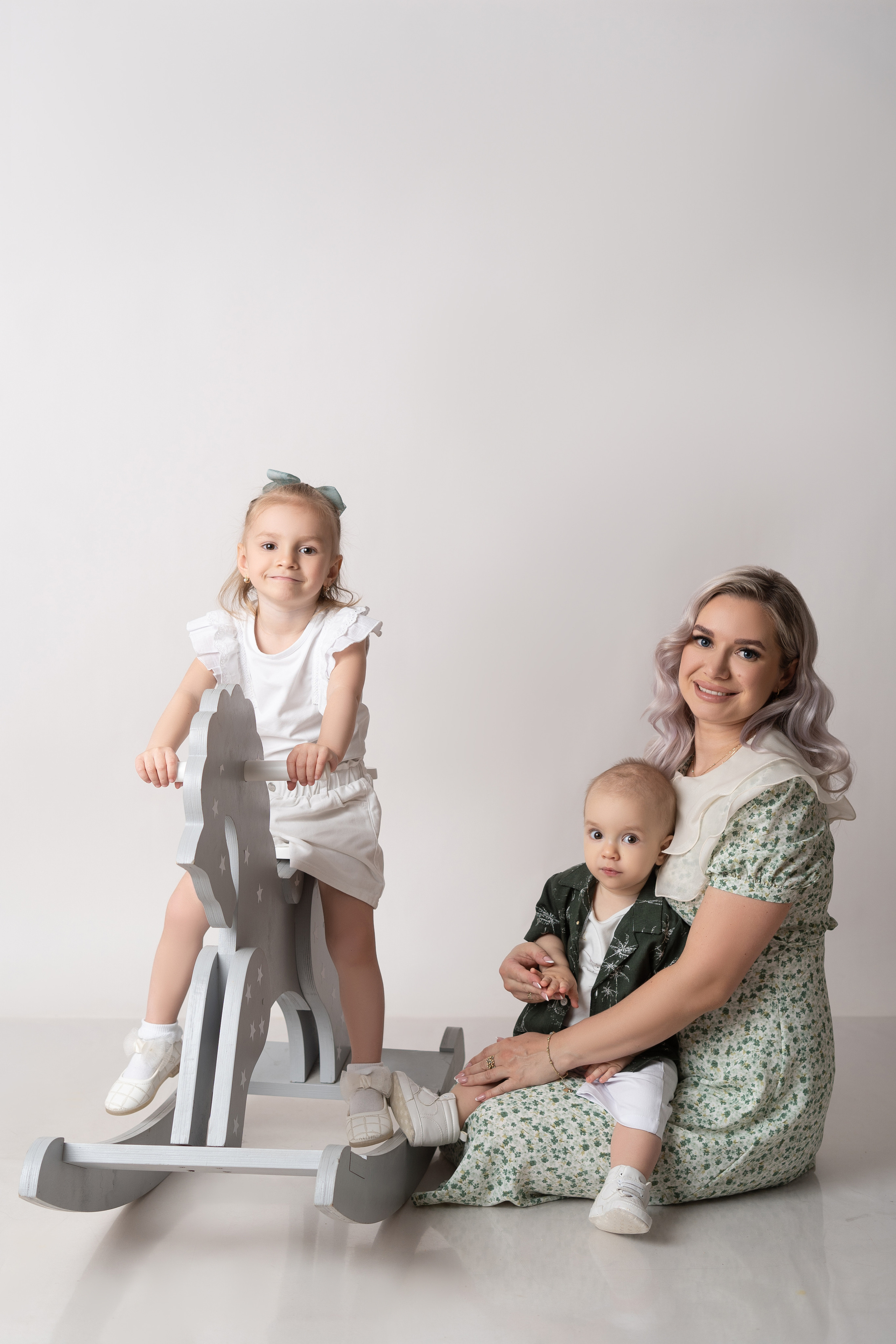 Константин. Фотограф новорождённых в Минске. Годик под ключ