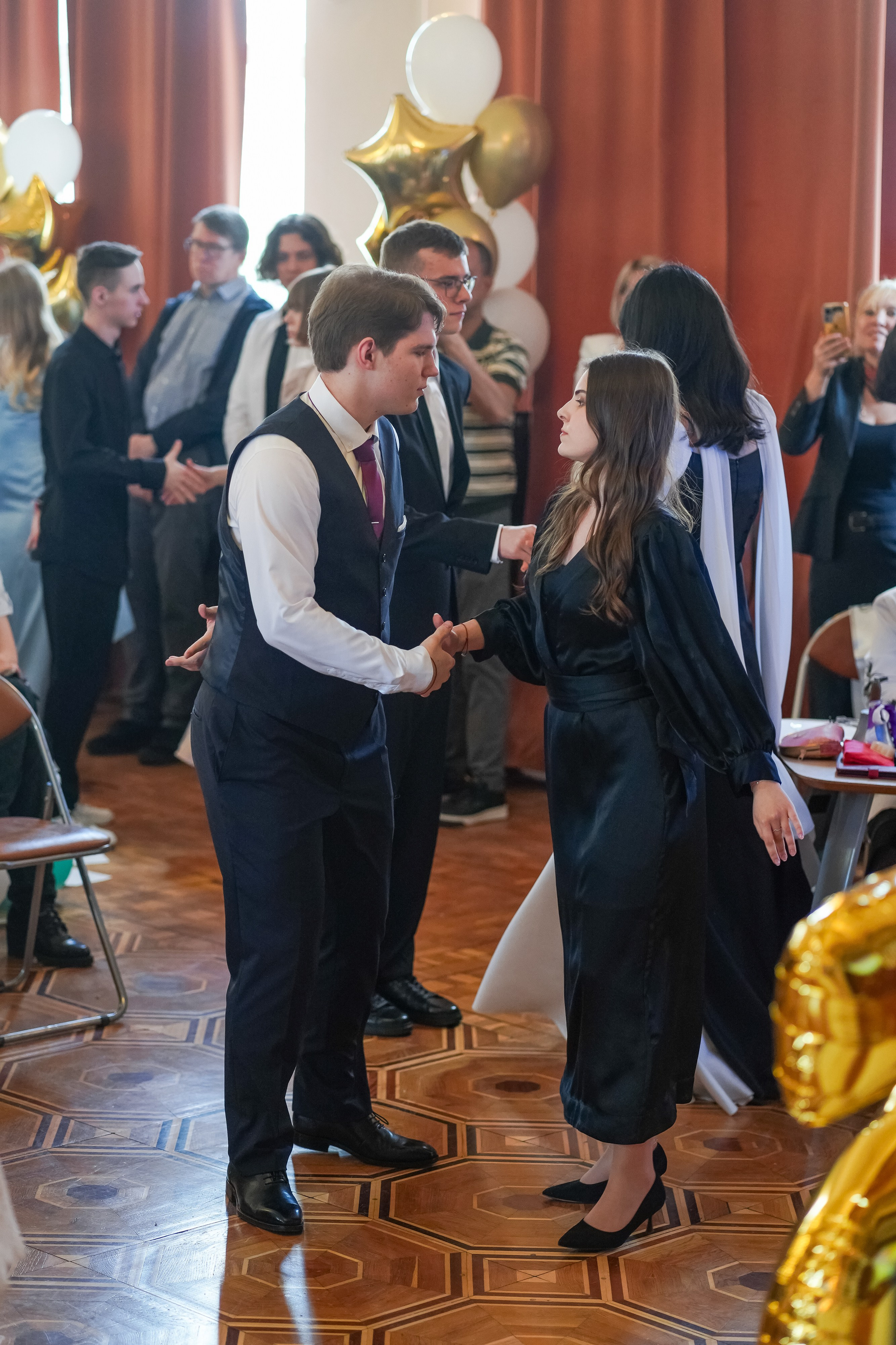 Выпускной 11 класс. Школьные альбомы и альбомы для детского сада. Юлия Осипова. Москва