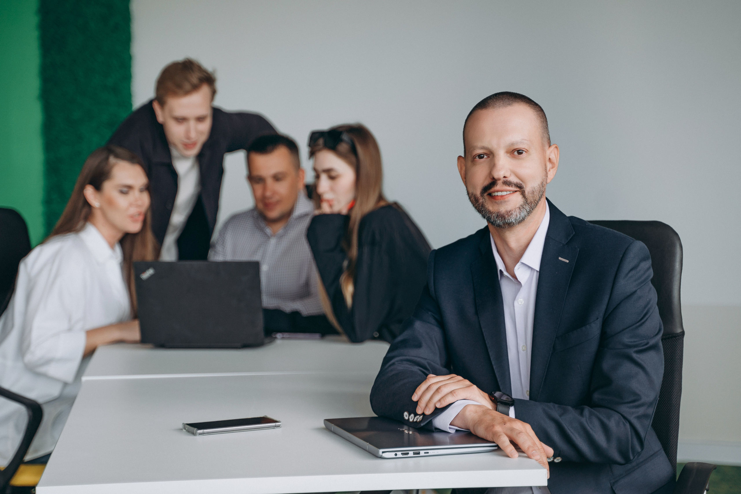 Бизнес портрет. FOTOZ Studio / Фотовидеомейкер Андрей Смирнов