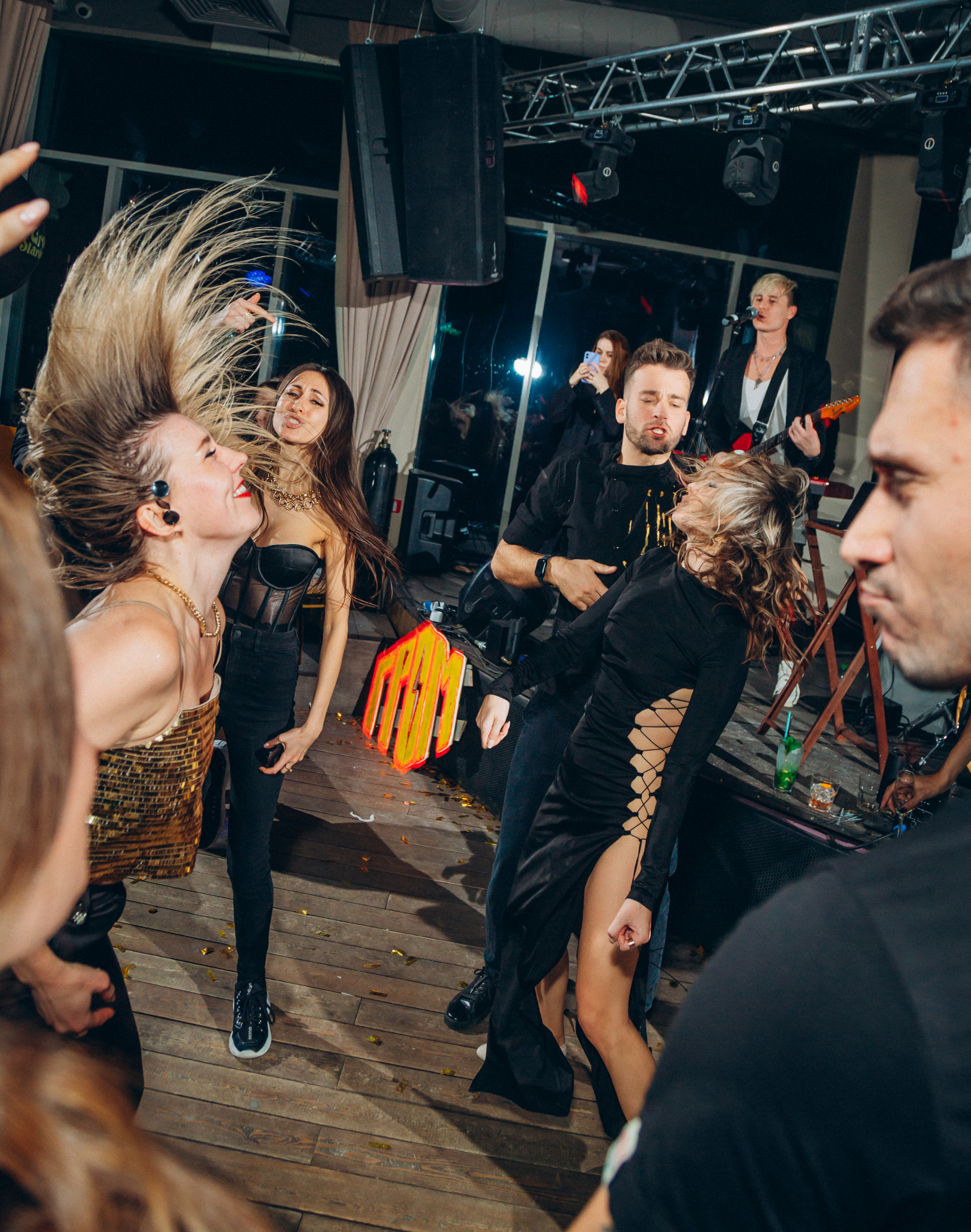 День рождения в ресторане Сытый лось. FOTOZ Studio / Фотовидеомейкер Андрей Смирнов