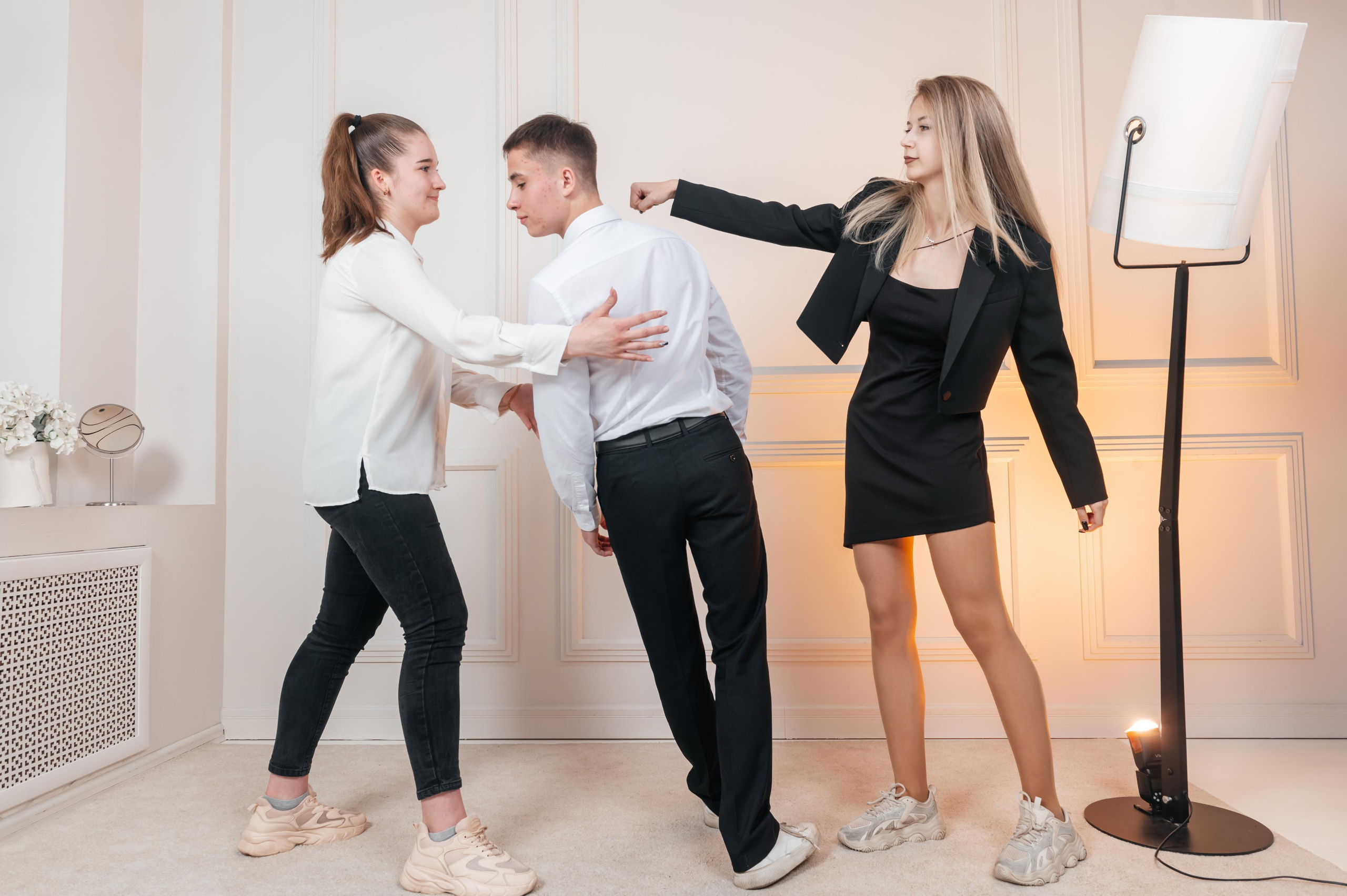 Старшие классы. Современные выпускные альбомы в Новосибирске