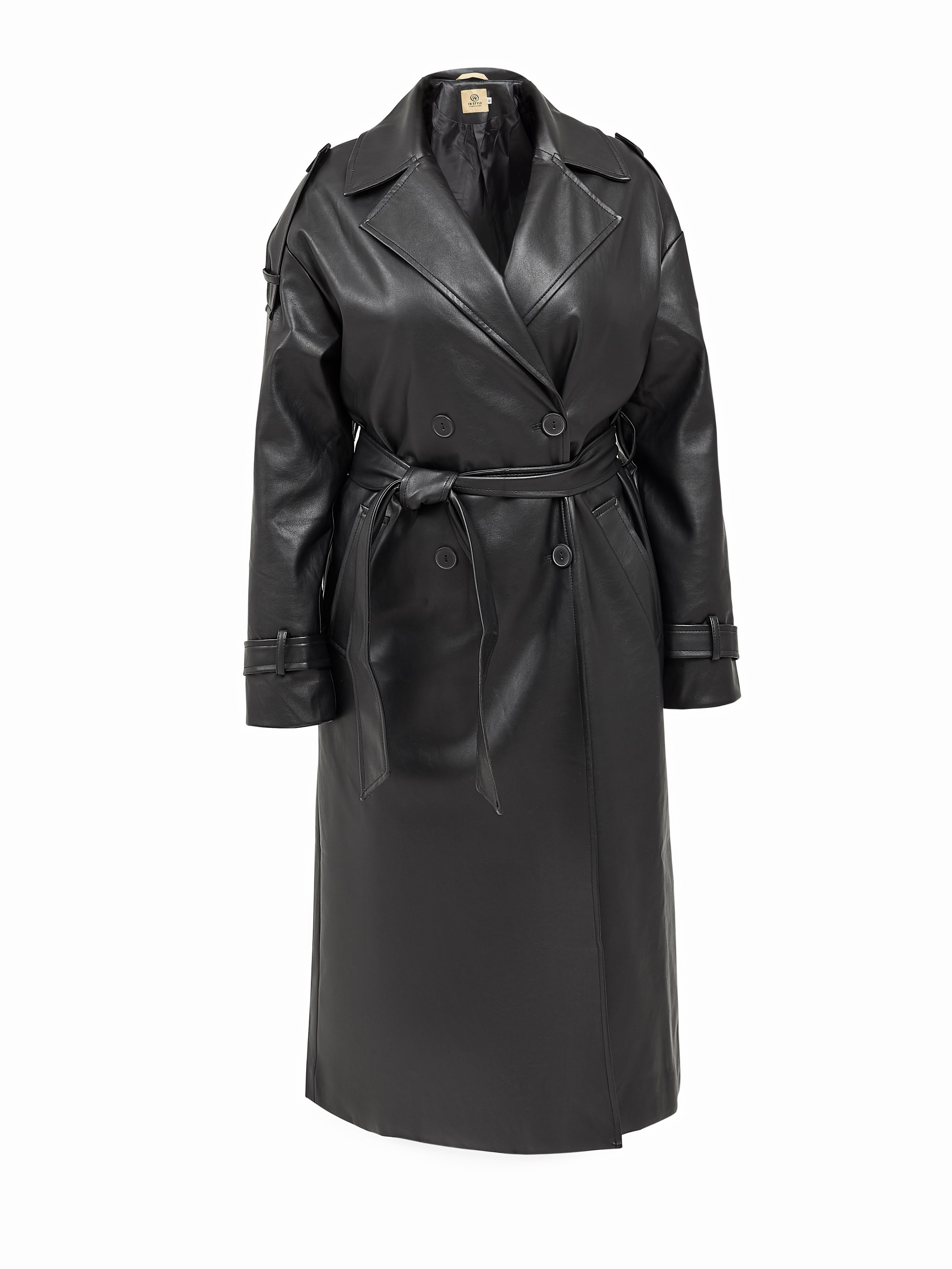 Фотосъемка одежды на невидимом манекене для маркетплейсов. Алексей Темнов — фотограф в Пятигорске