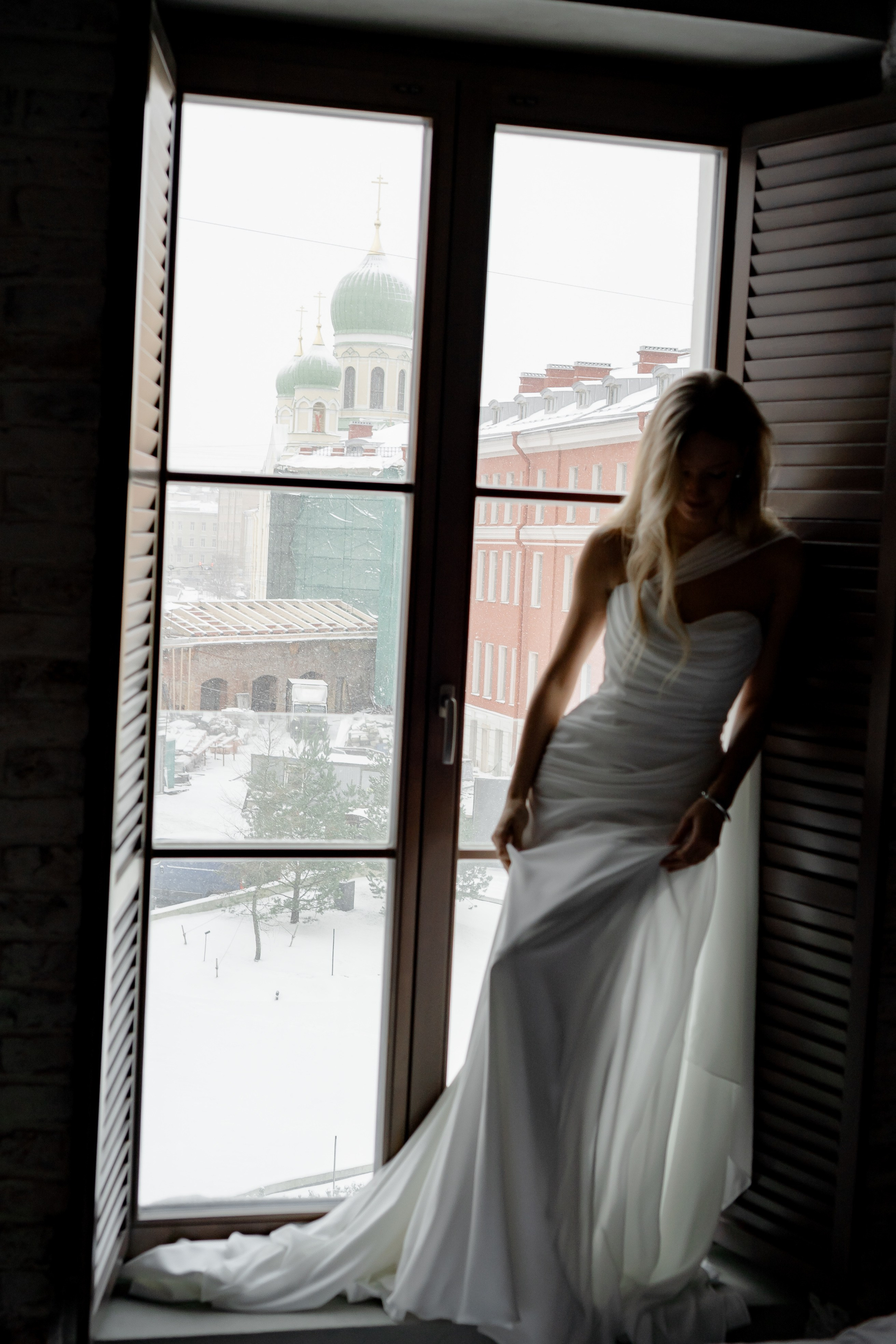 ЭЛЕГАНТНАЯ СВАДБЕНАЯ СЬЕМКА ЖЕНИХА И НЕВЕСТЫ В ДОРОГОМ ОТЕЛЕ САНКТ-ПЕТЕРБУРГА. Профессиональный фотограф, Санкт-Петербург — Виктория Богомолова