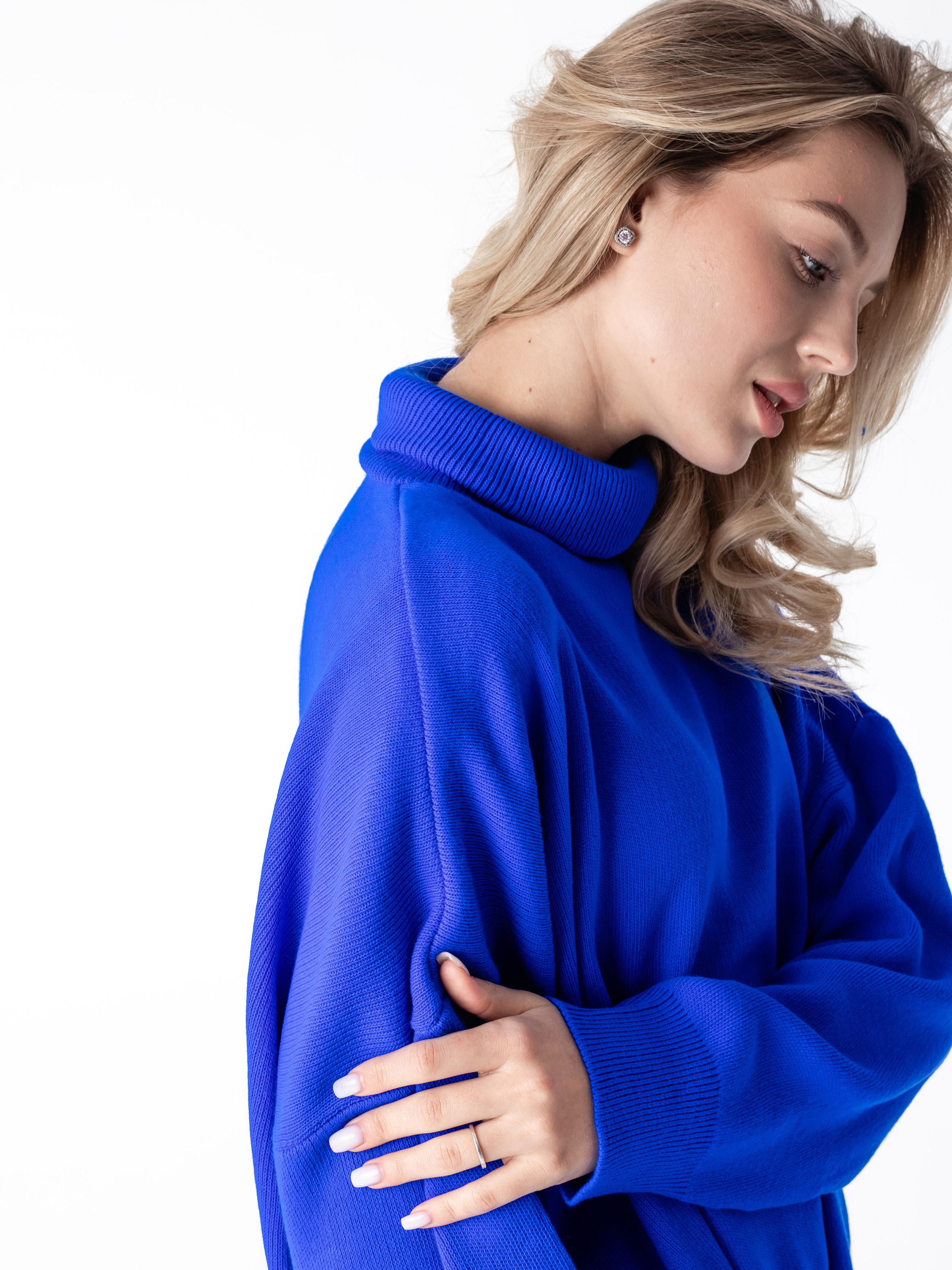 Свитер. Фотограф в Краснодаре Арина Кудряшова