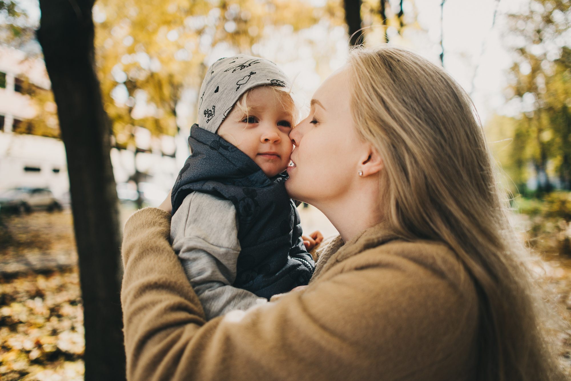 Катя и Соната: в бликах осени. Фотограф в Москве новорожденные свадьбы семьи Дарья Ларионова