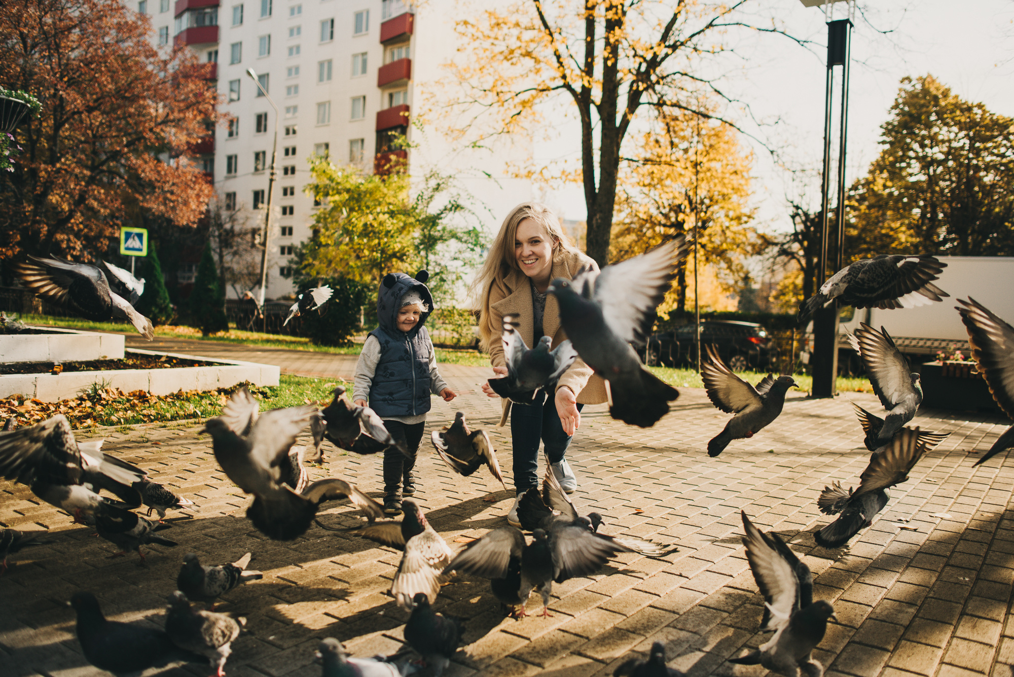 Катя и Соната: в бликах осени. Фотограф в Москве новорожденные свадьбы семьи Дарья Ларионова