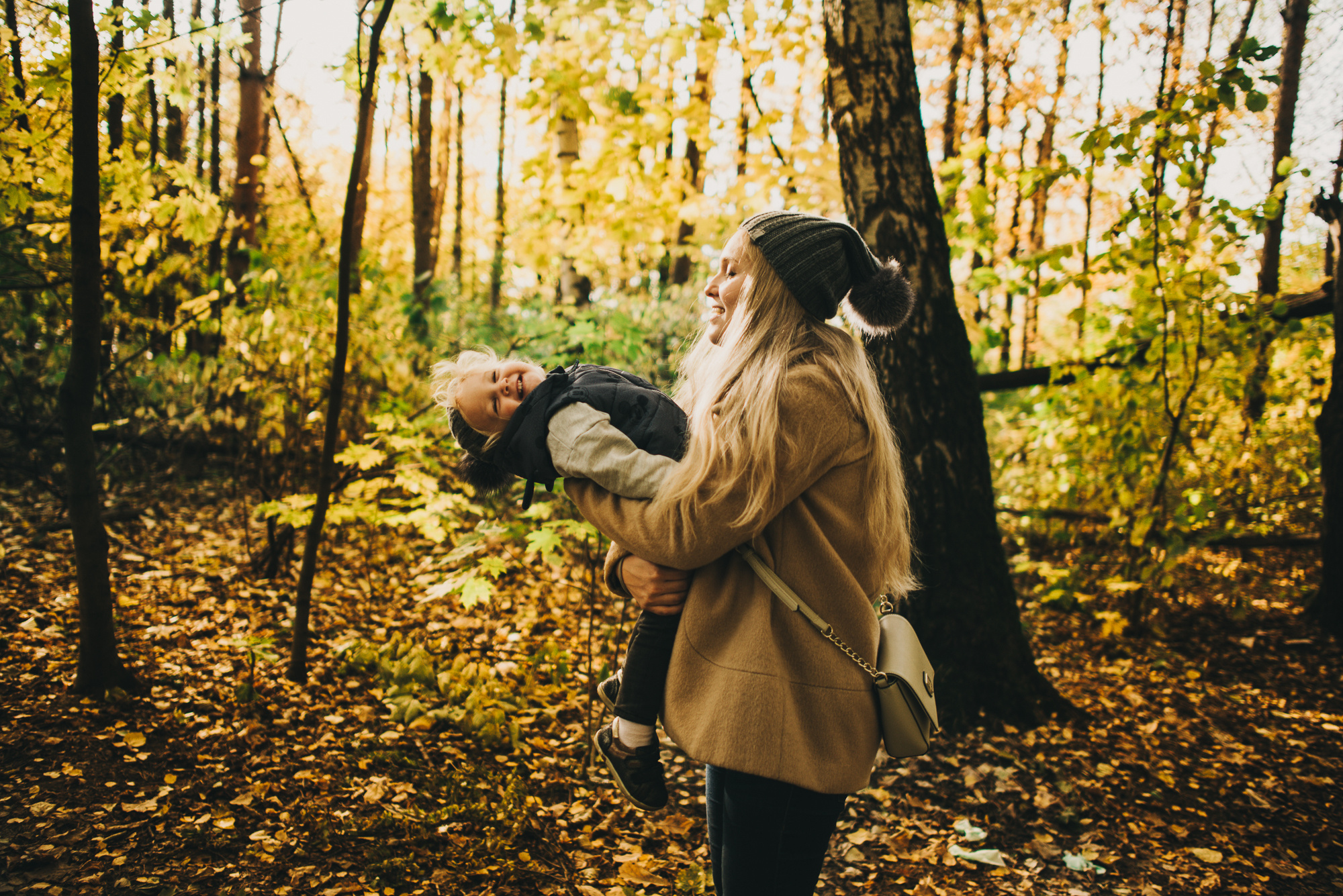Катя и Соната: в бликах осени. Фотограф в Москве новорожденные свадьбы семьи Дарья Ларионова