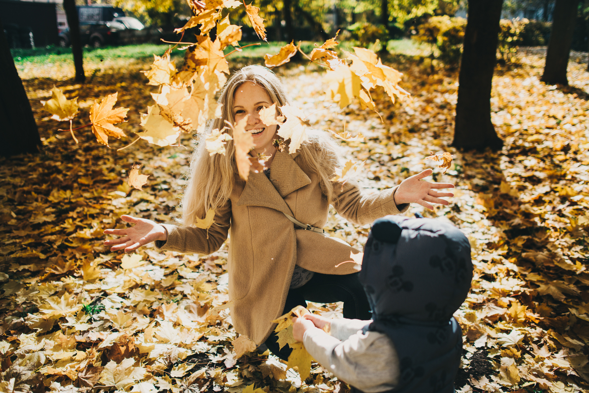 Катя и Соната: в бликах осени. Фотограф в Москве новорожденные свадьбы семьи Дарья Ларионова