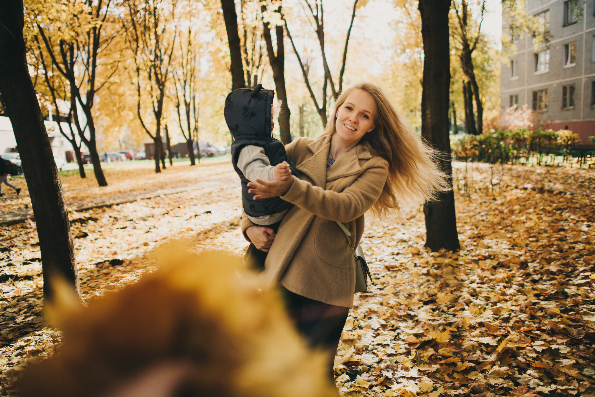 Катя и Соната: в бликах осени. Фотограф в Москве новорожденные свадьбы семьи Дарья Ларионова