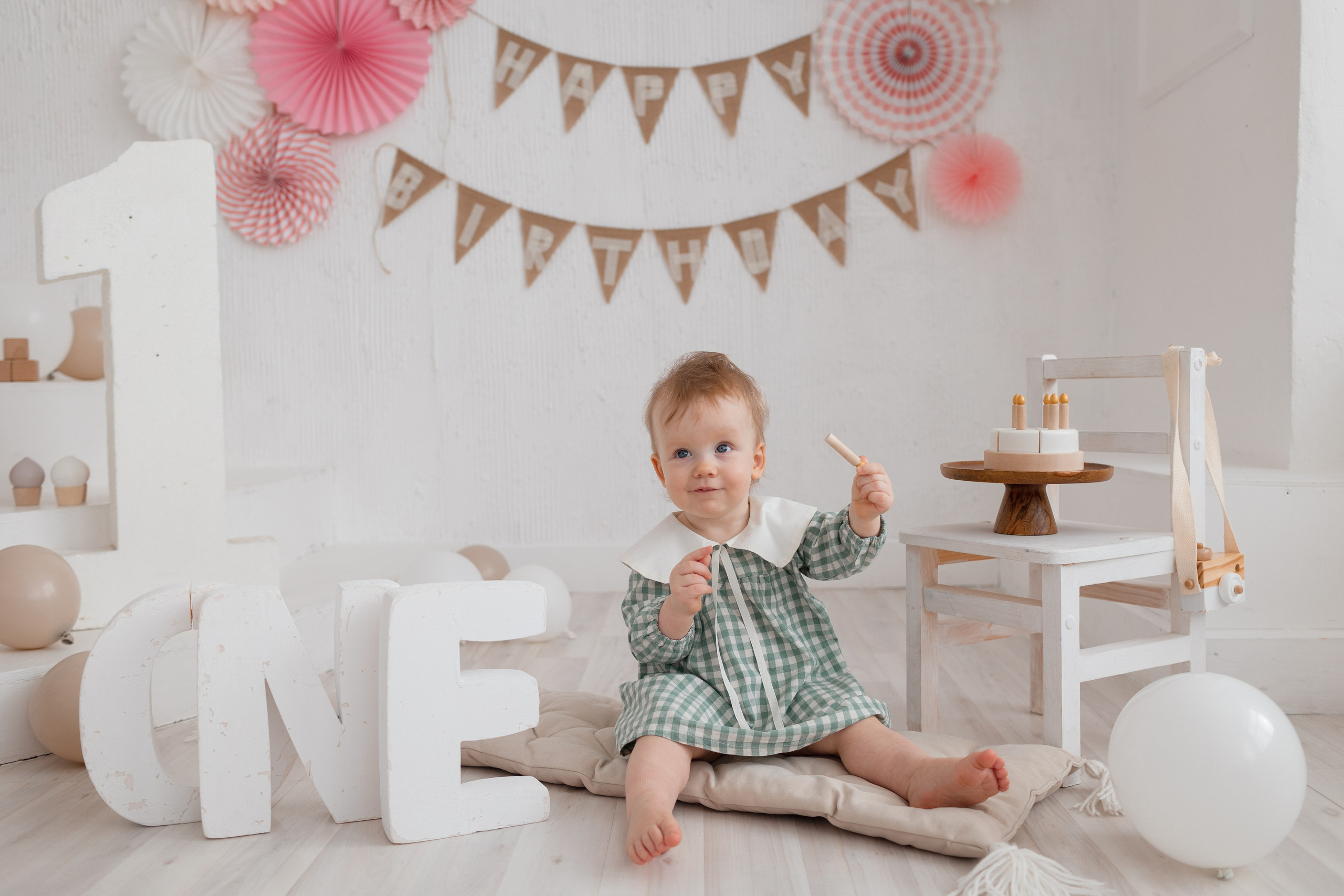 Годик стандарт. Newborn Фотограф в Твери