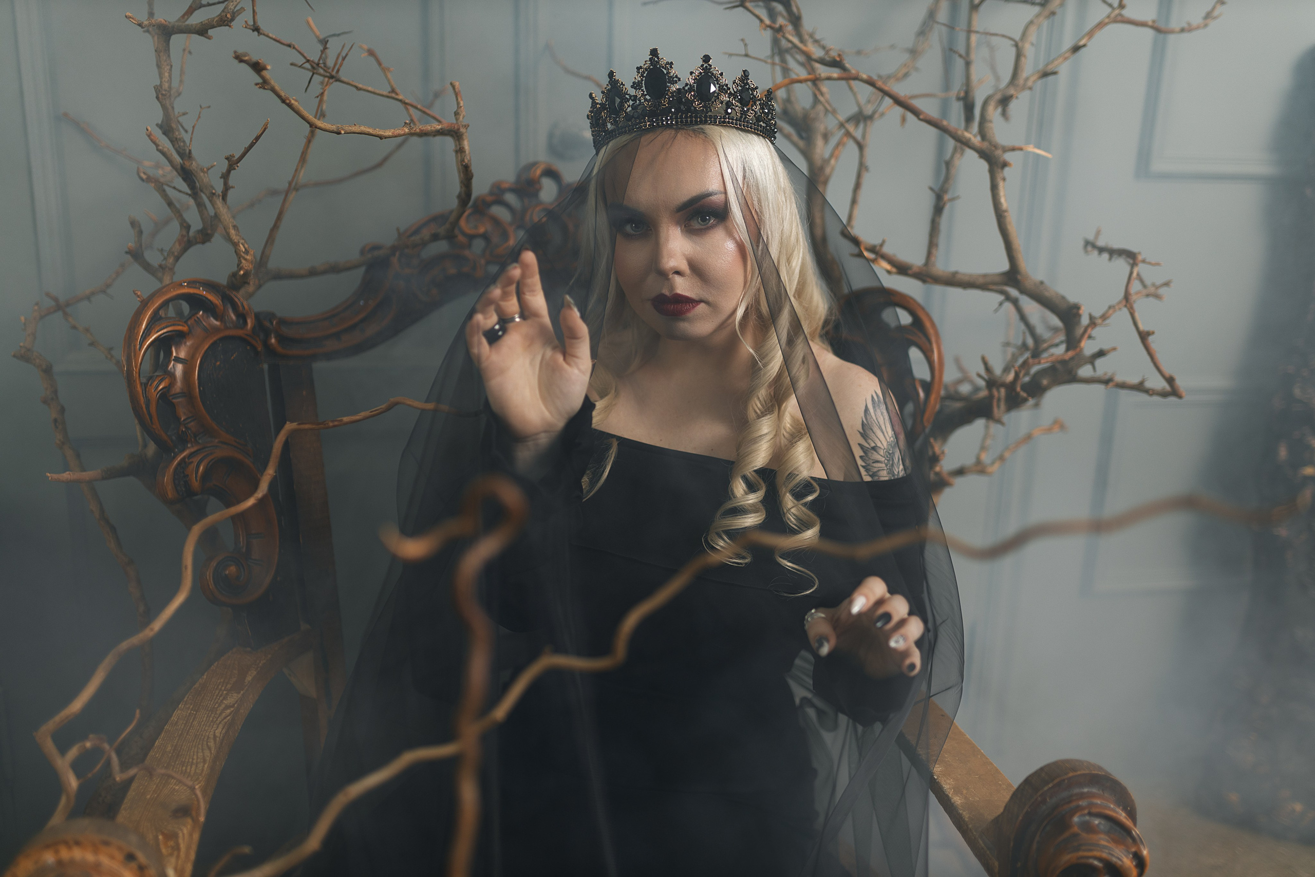 Queen of darkness. Портретный фотограф Кристина Лукьянова