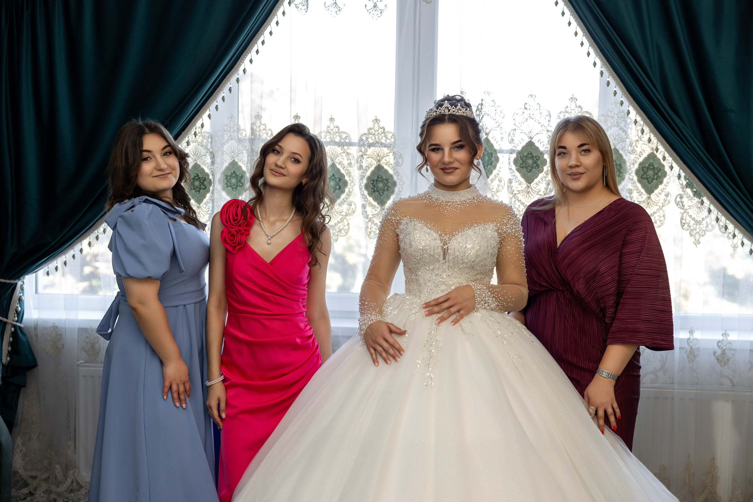 Саша и Вероника. Видеосьемка, фотосьемка свадеб, юбилеев, утренников в Краснодарском кр