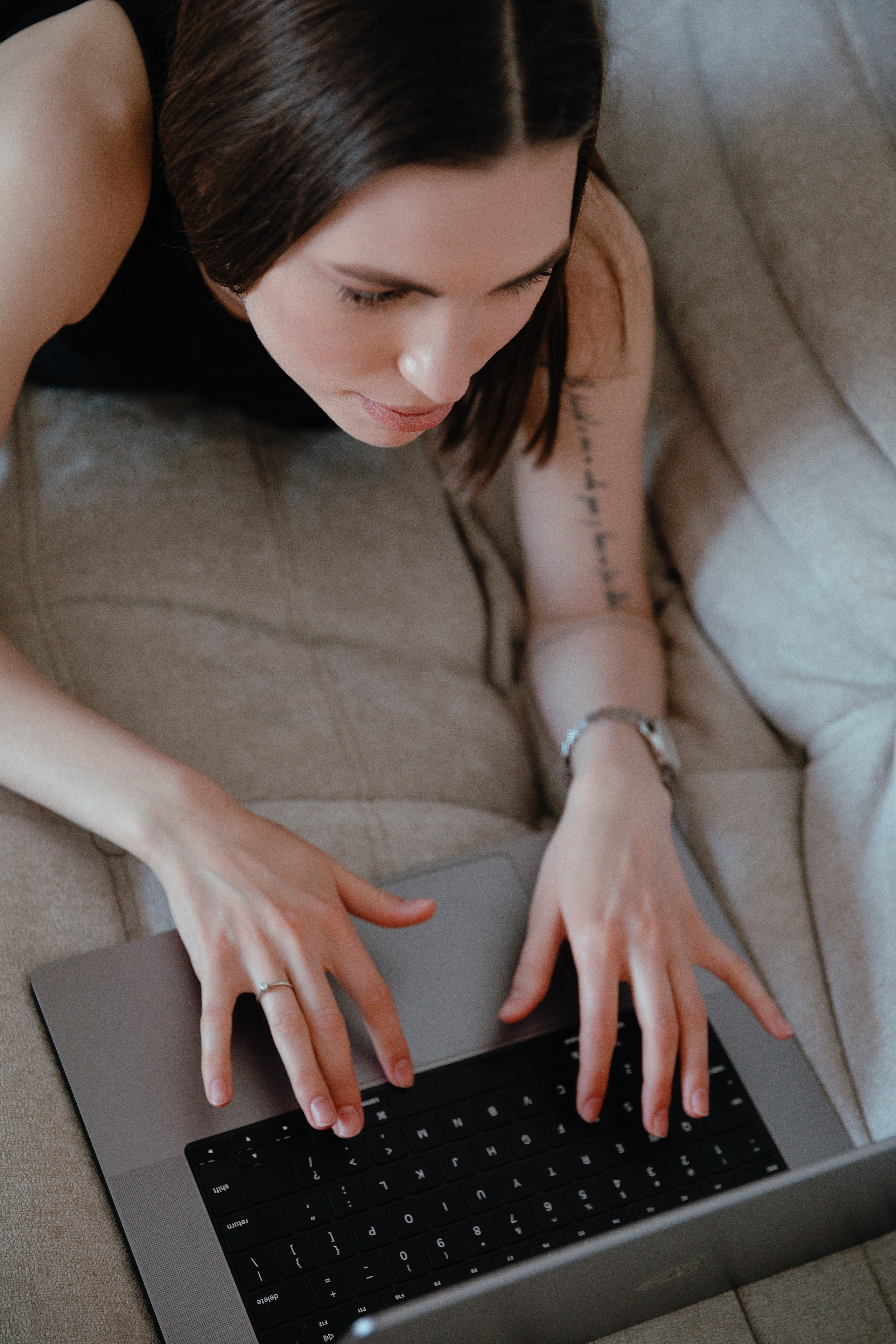 Контент для переводчика. Свадебный фотограф Виктория