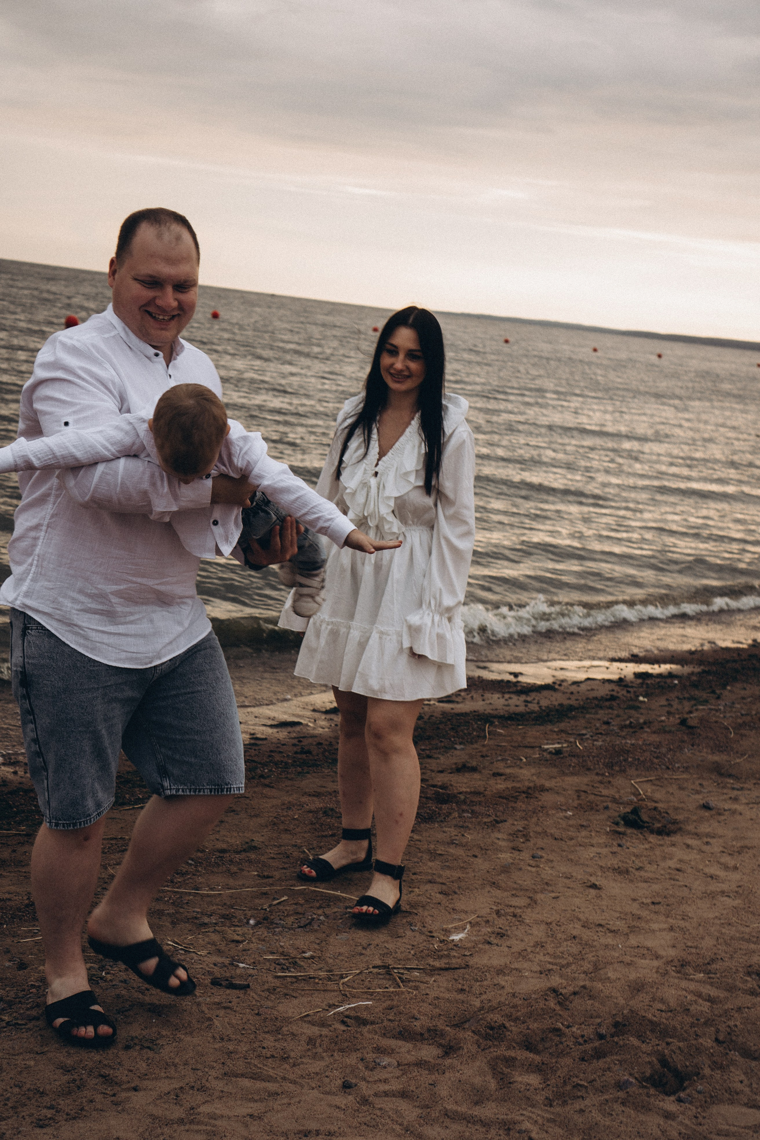 Семейная история на берегу залива. Профессиональный фотограф, Санкт-Петербург — Виктория Богомолова