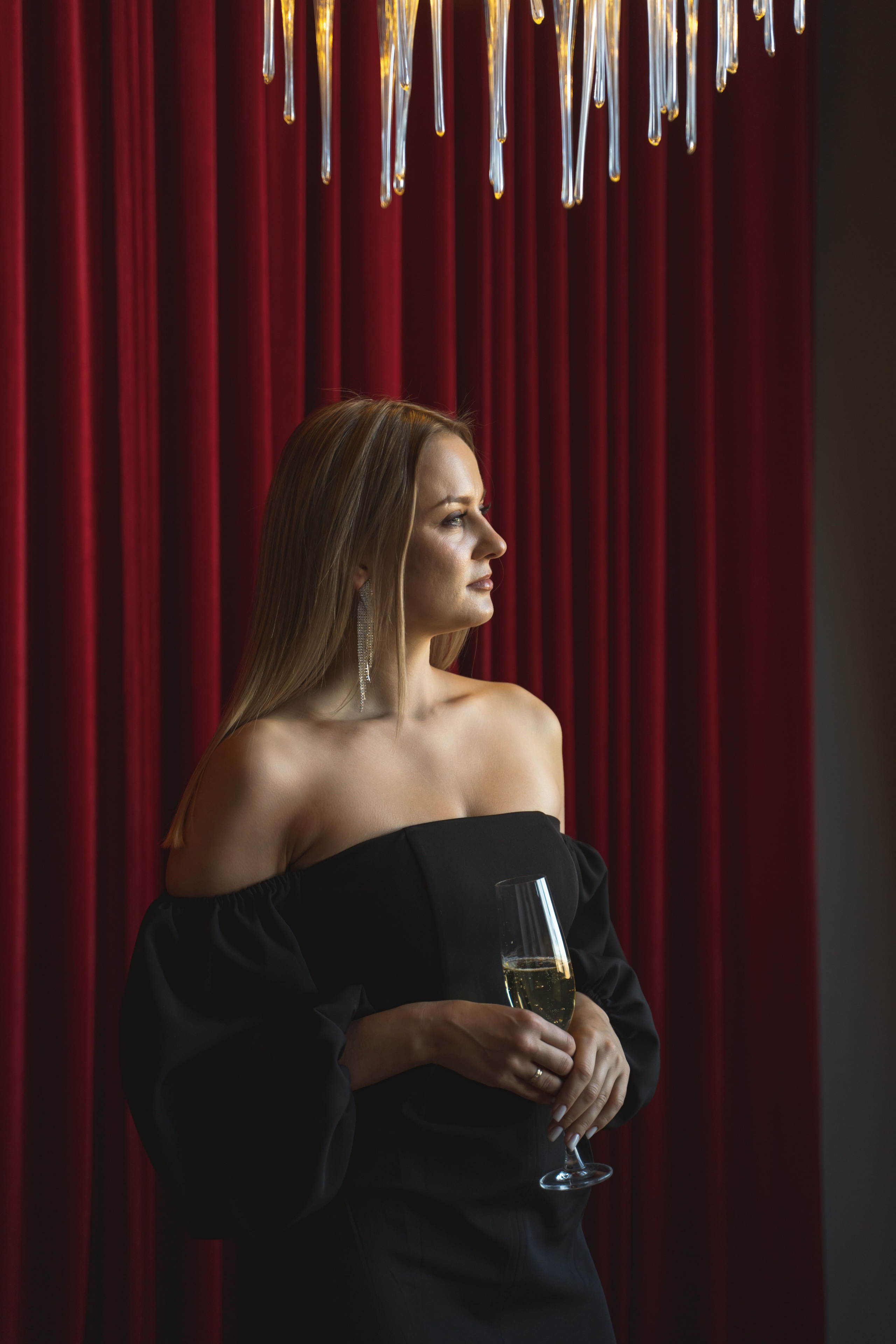 Елена. Главная