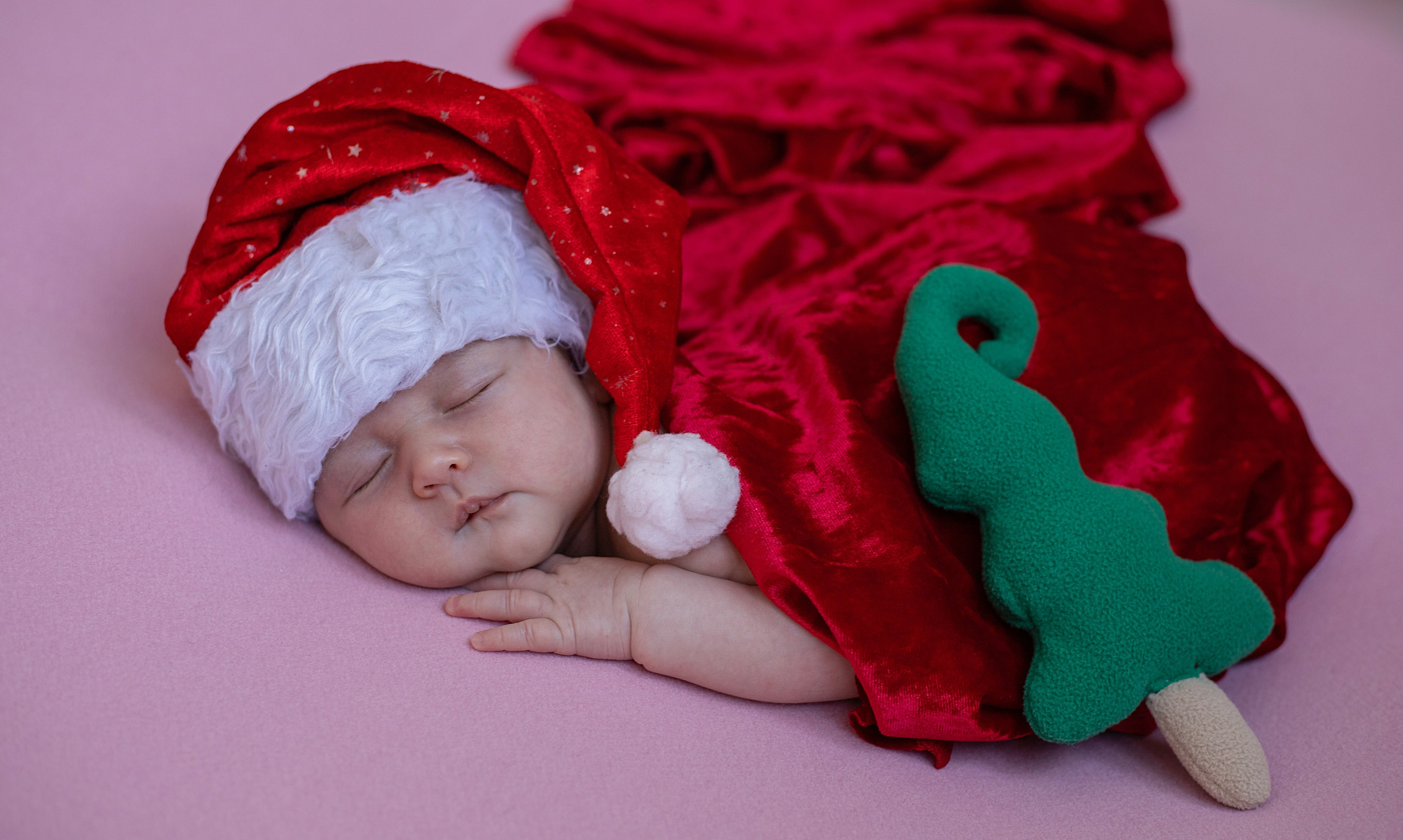 Новорожденные. Фотограф новорожденных в Екатеринбурге