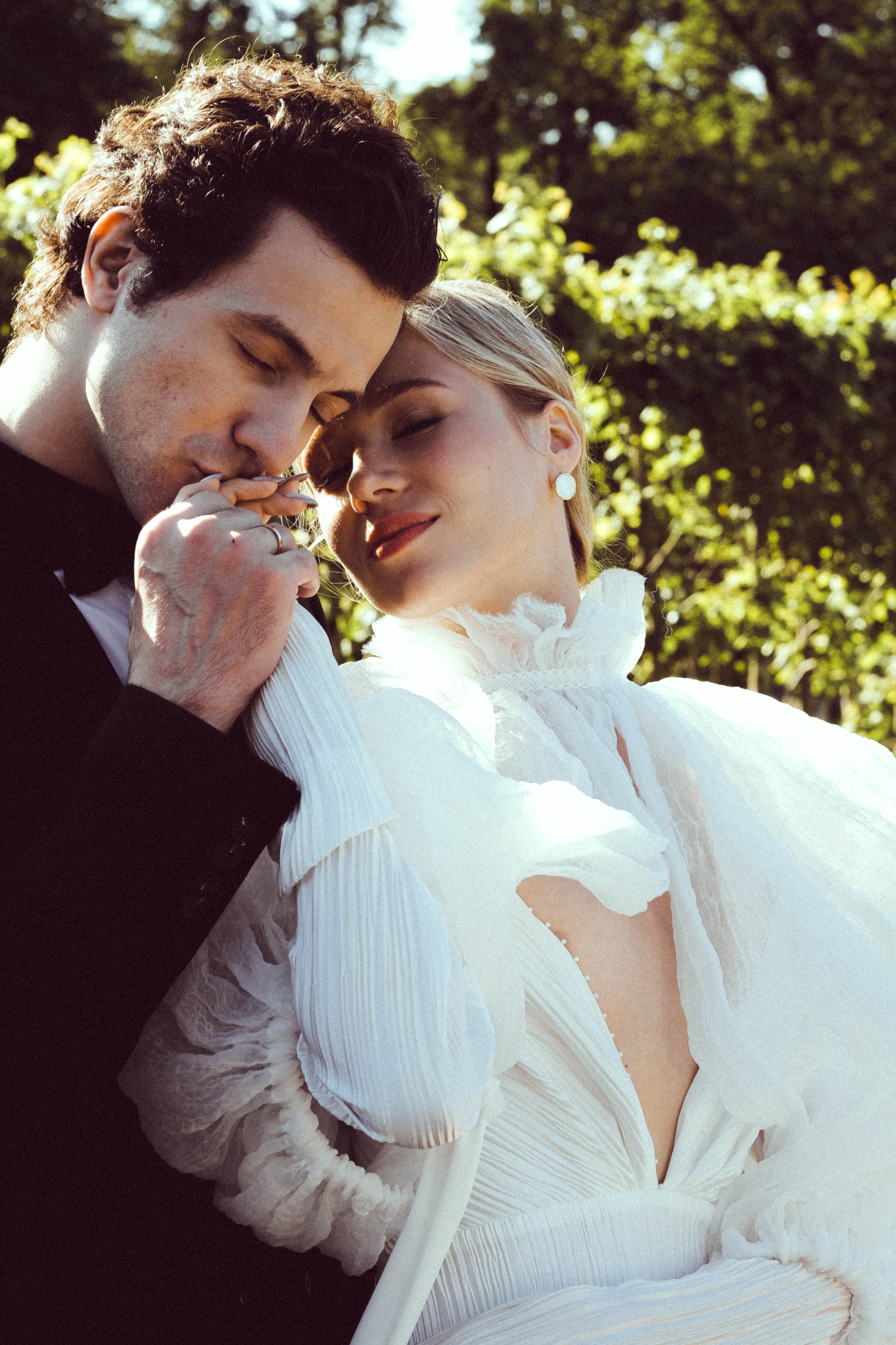 СВАДЕБНАЯ СЬЕМКА В ПАРКЕ ОРАНИЕНБАУМ. Профессиональный фотограф, Санкт-Петербург — Виктория Богомолова