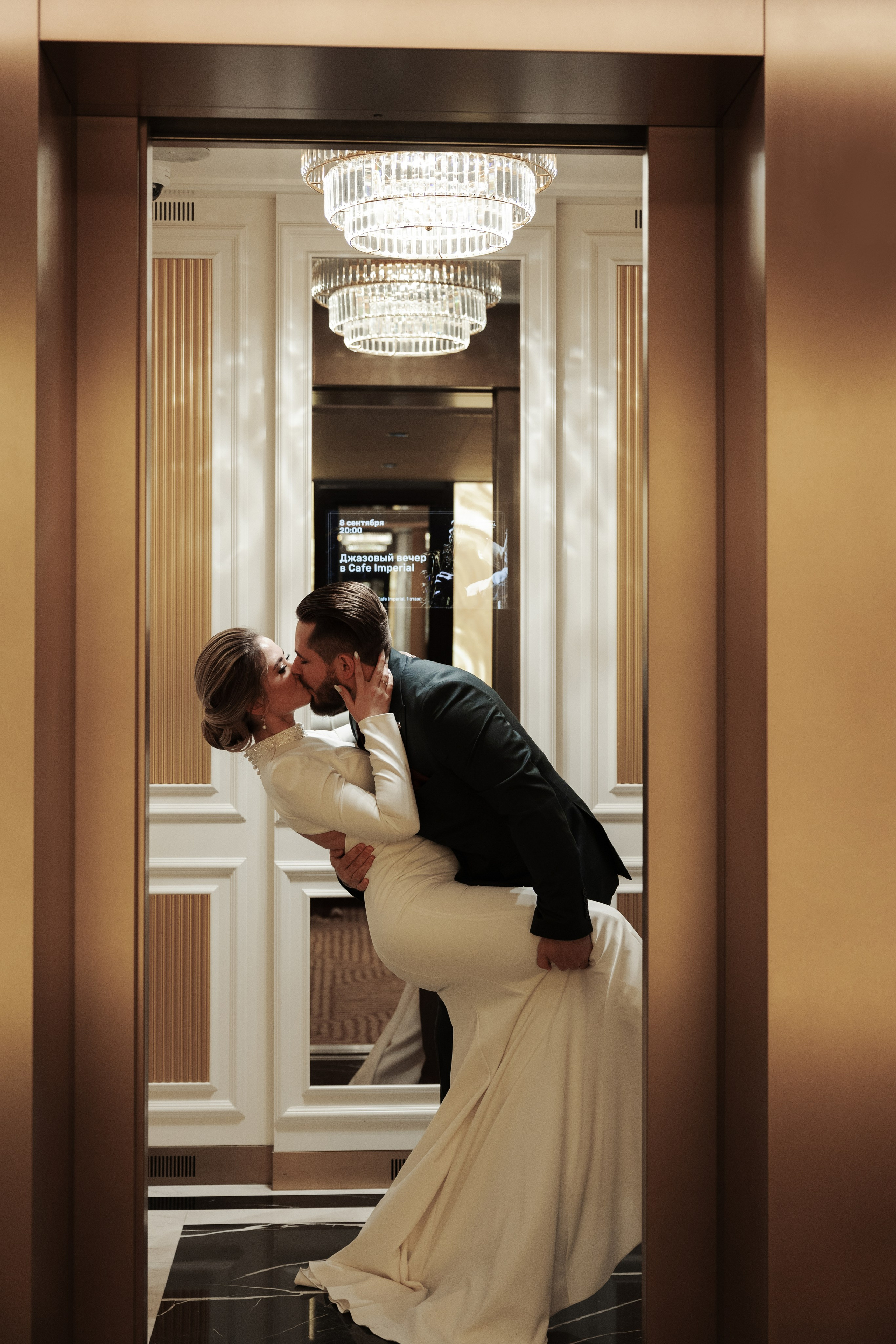 Сборы в отеле Marriott imperial plazа, Сборы в отеле Мэриот Империал Плаза, Роспись в загсе Вегас, Ужин в ресторане Bagebi. Свадебный фотограф Москва Анастасия Храмова