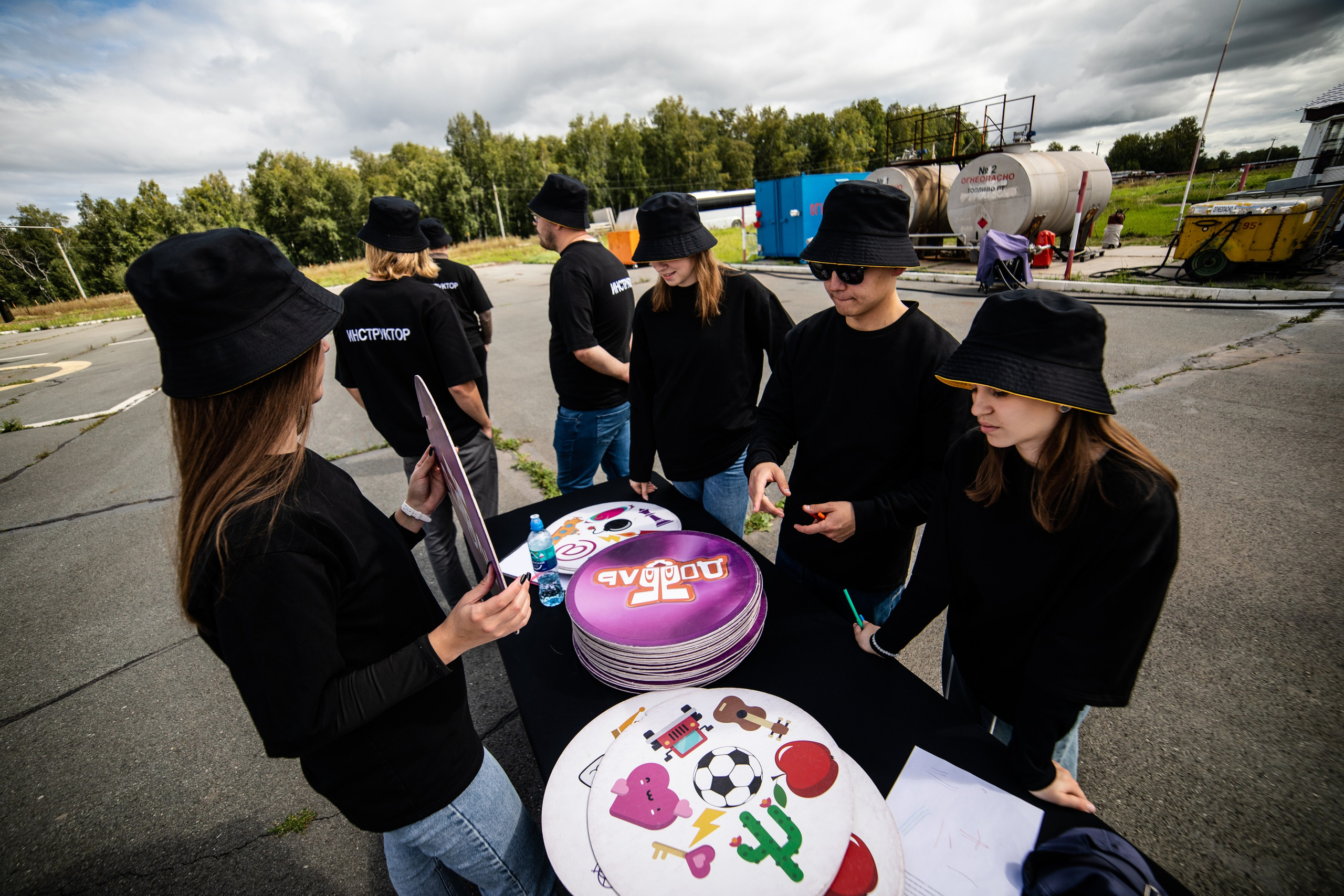 УЗСТ- Корпоративный тимбилдинг на аэродроме. Репортажный и свадебный фотограф в Челябинске Елисеев Павел