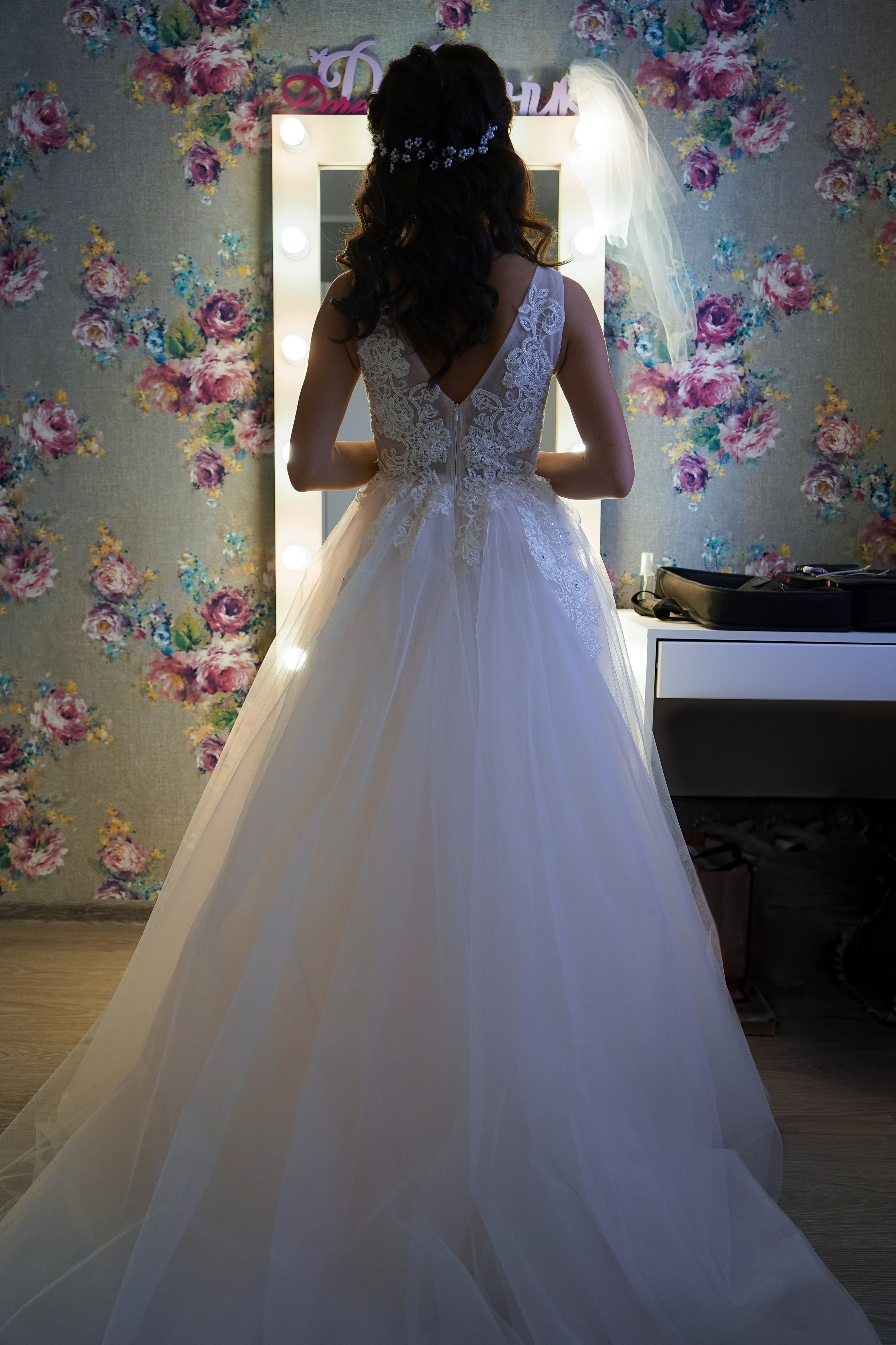 Ира и Ян. День свадьбы. Репортажный и интерьерный фотограф Александра Солдатова