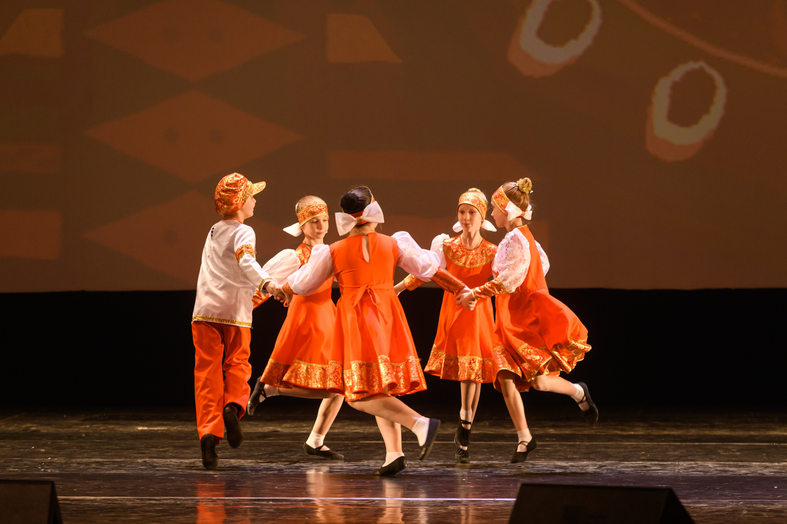 23 апреля, часть 2, БКЗ Октябрьский, г. Санкт-Петербург. Золотое яблочко