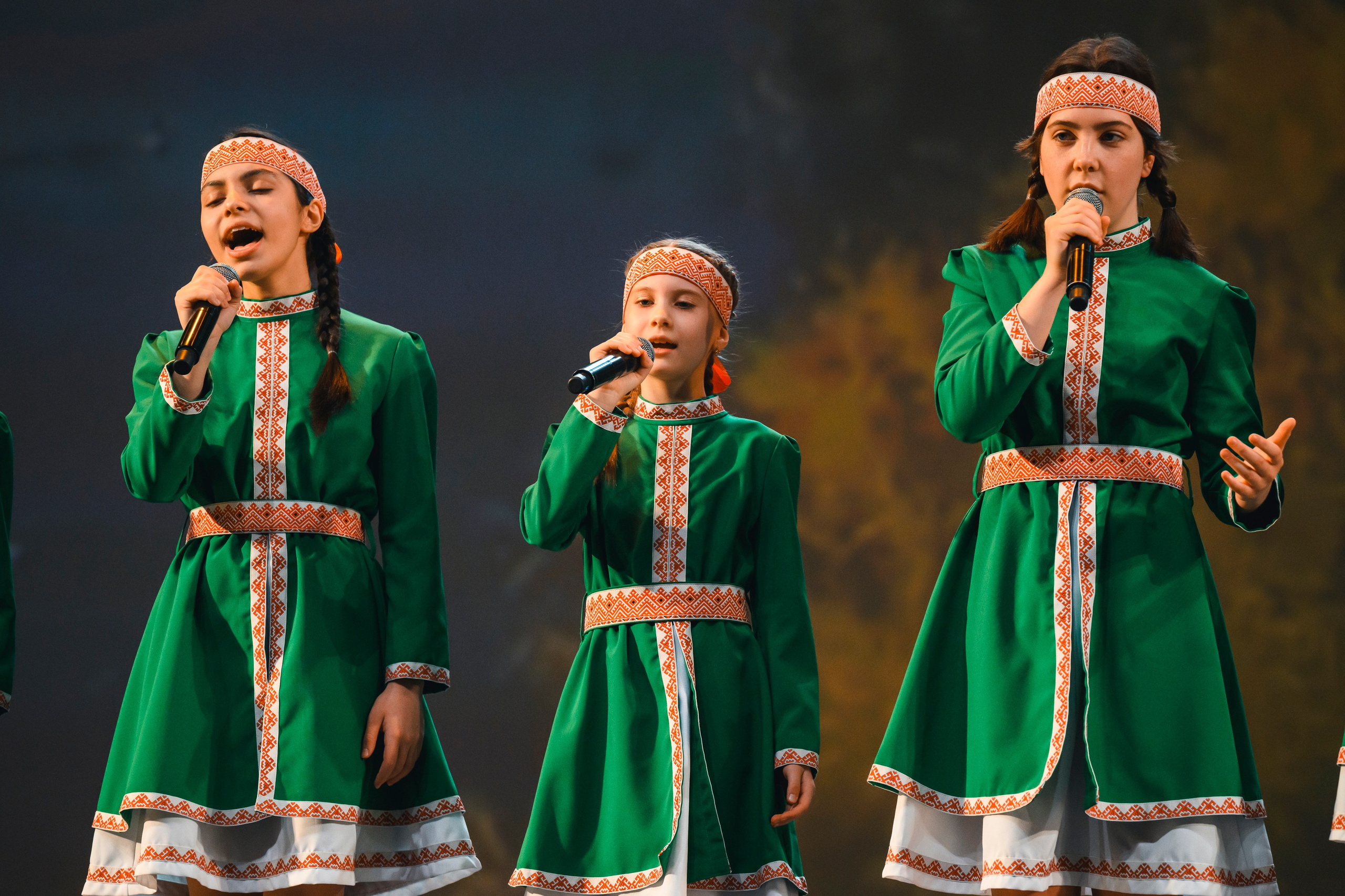 23 апреля, часть 1, БКЗ Октябрьский, г. Санкт-Петербург. Золотое яблочко