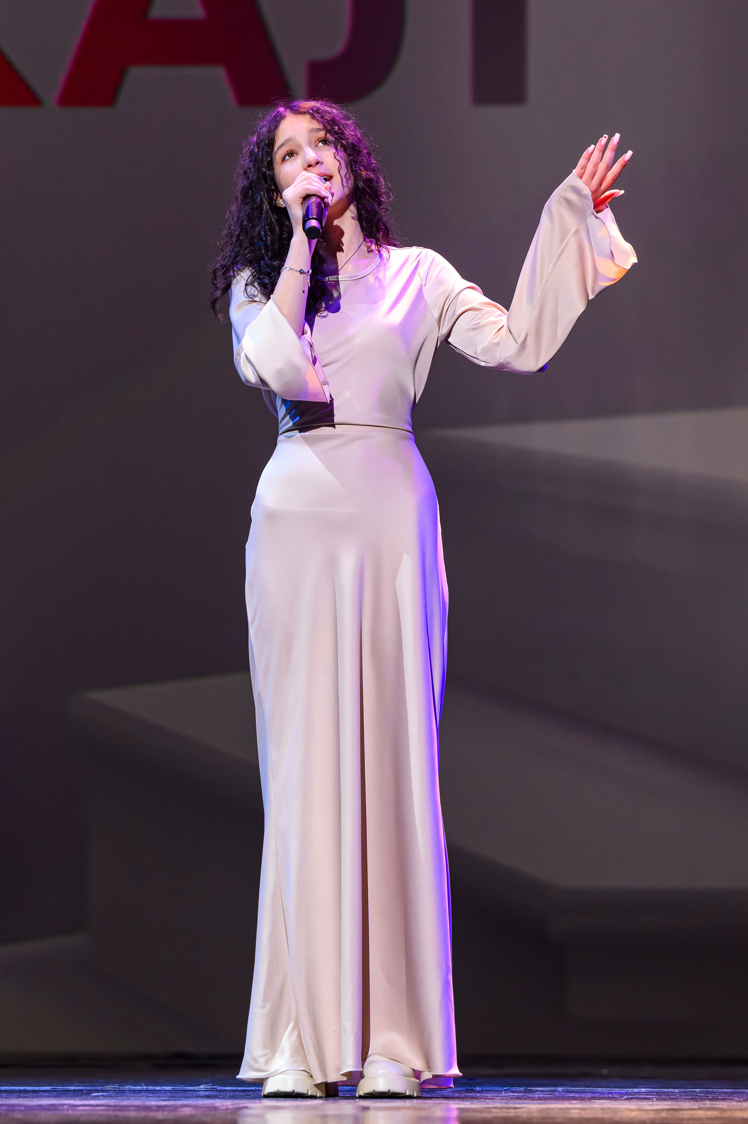 23 апреля, часть 1, БКЗ Октябрьский, г. Санкт-Петербург. Золотое яблочко