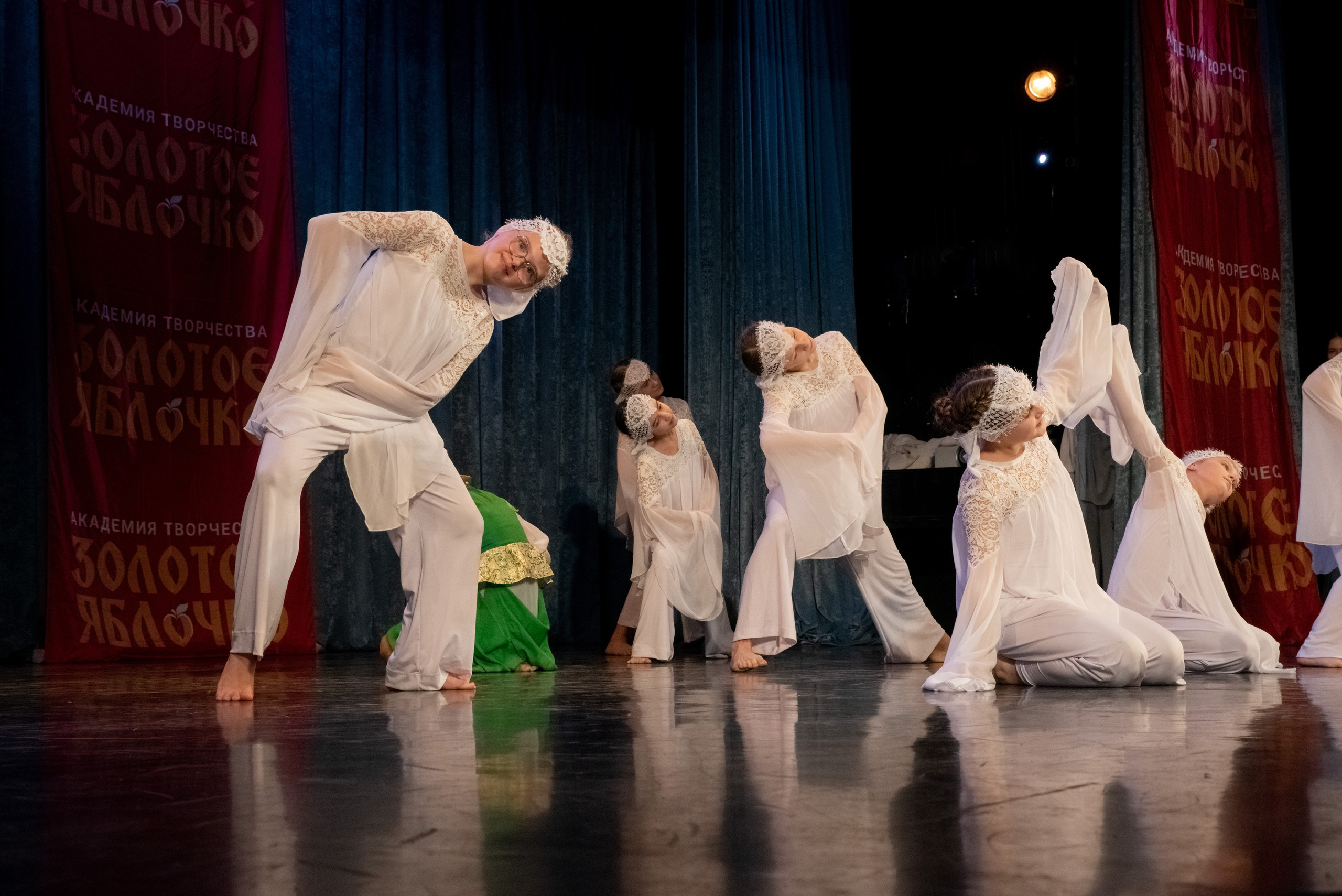 7 декабря, г. Выборг. Золотое яблочко