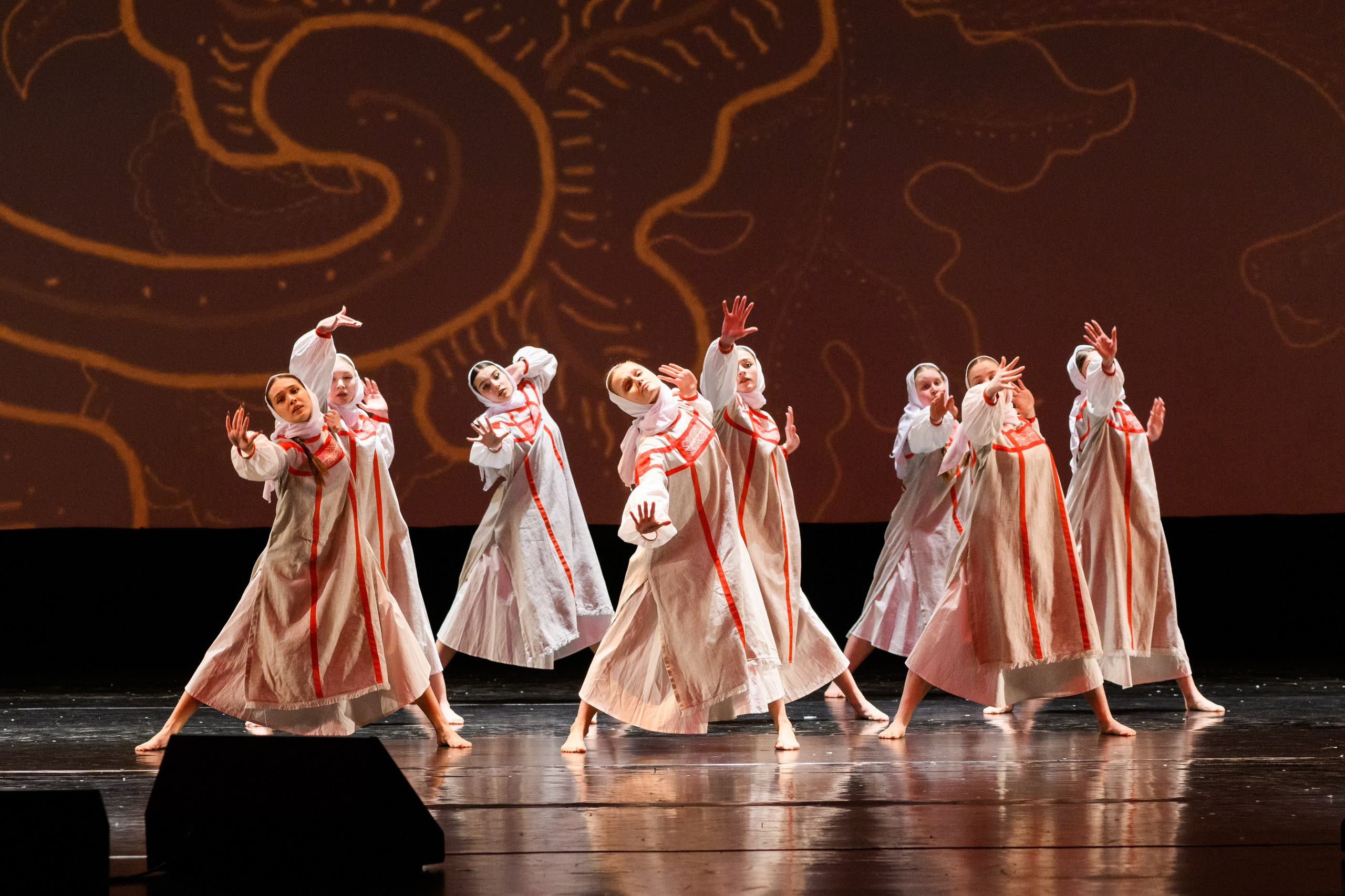 23 апреля, часть 2, БКЗ Октябрьский, г. Санкт-Петербург. Золотое яблочко