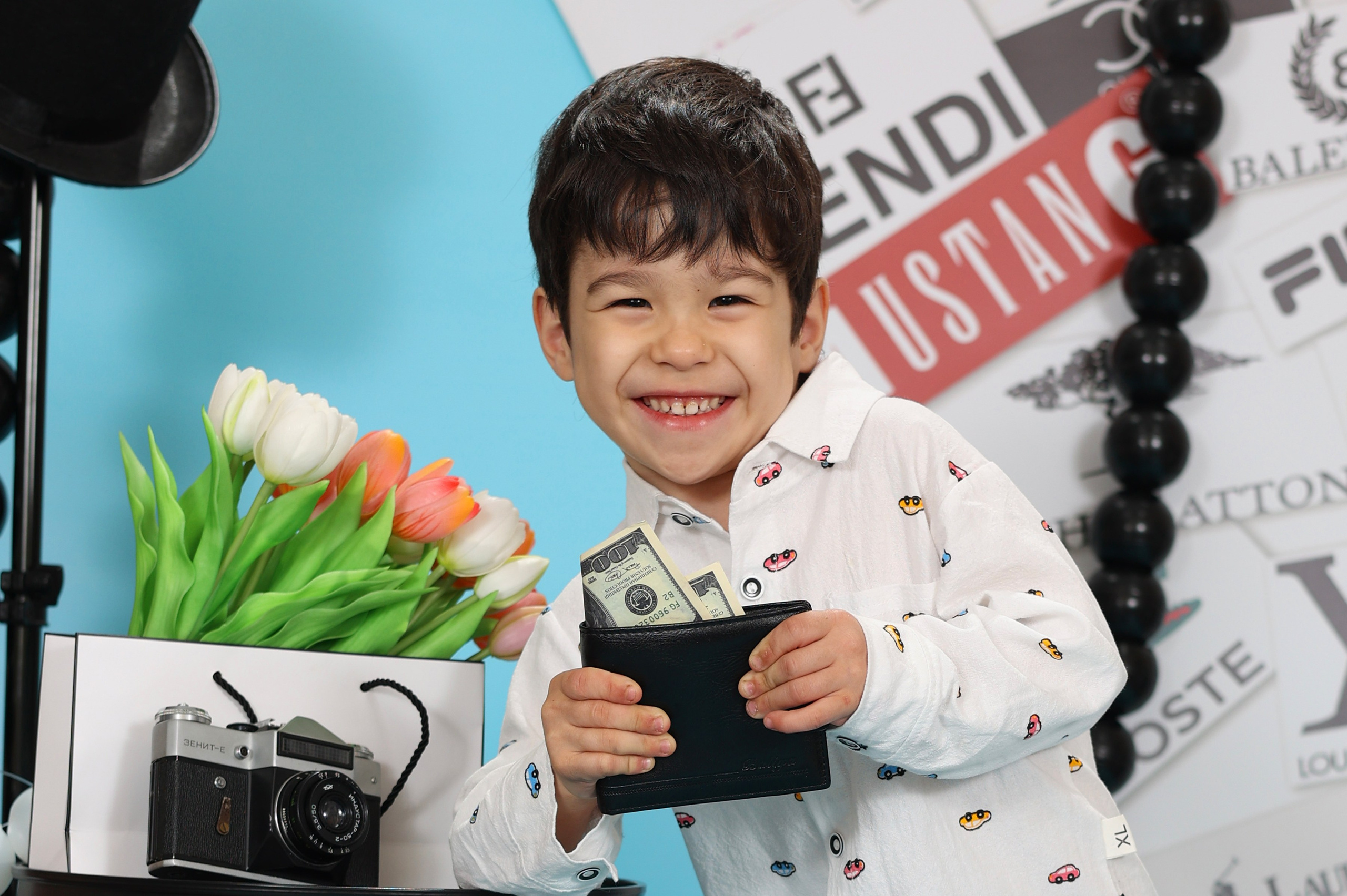 На стиле ФЭШН. Выпускные альбомы в Иваново в детский сад и школу. Александр и Светлана Янкины