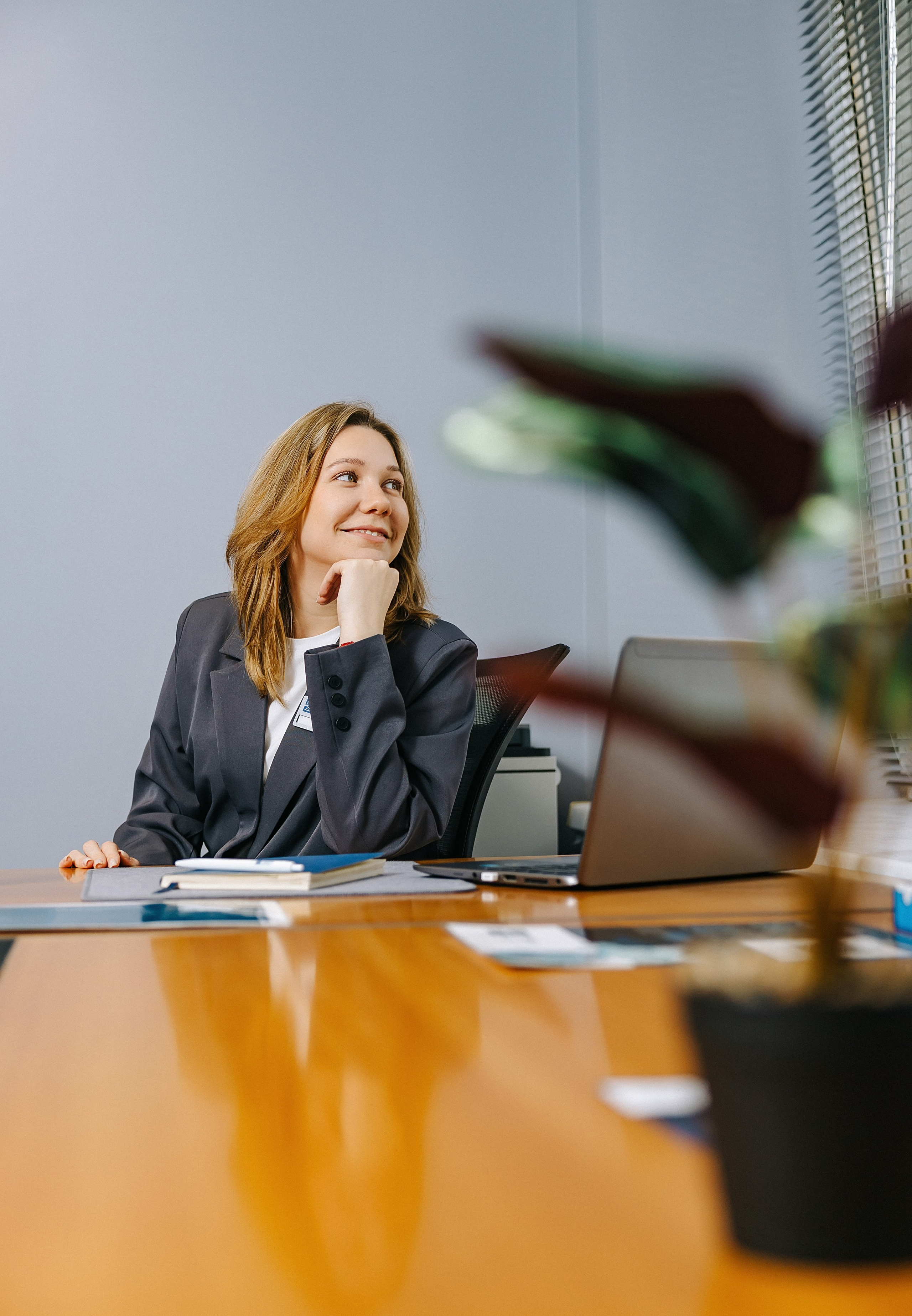 Юридическая компания «Заря». Александр Антонов. Профессиональный свадебный, репортажный фотограф в Москве, Подольске. Фото+Видео на любой праздник