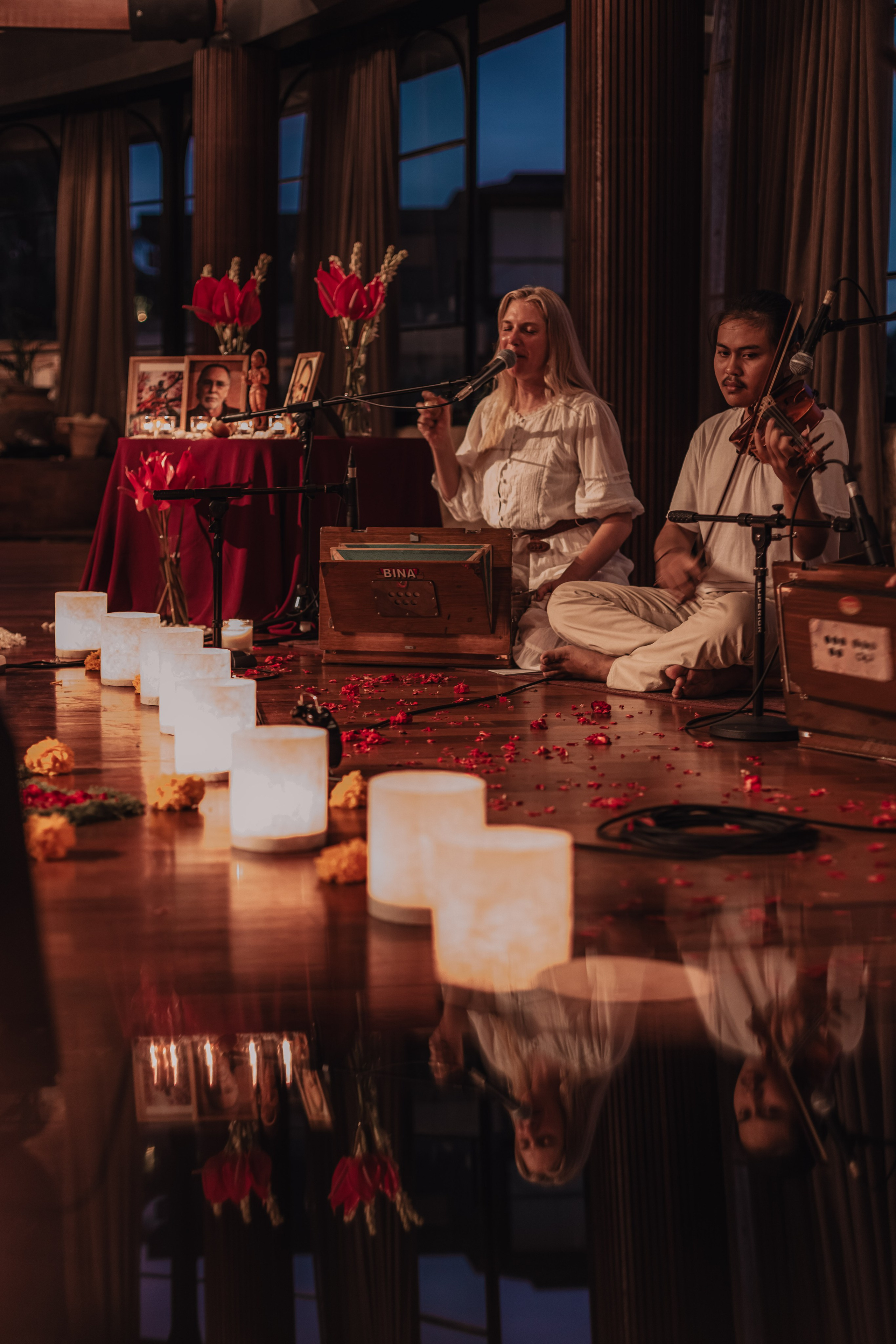 Kirtan at Soulshine nov. Мариам Багдасарян