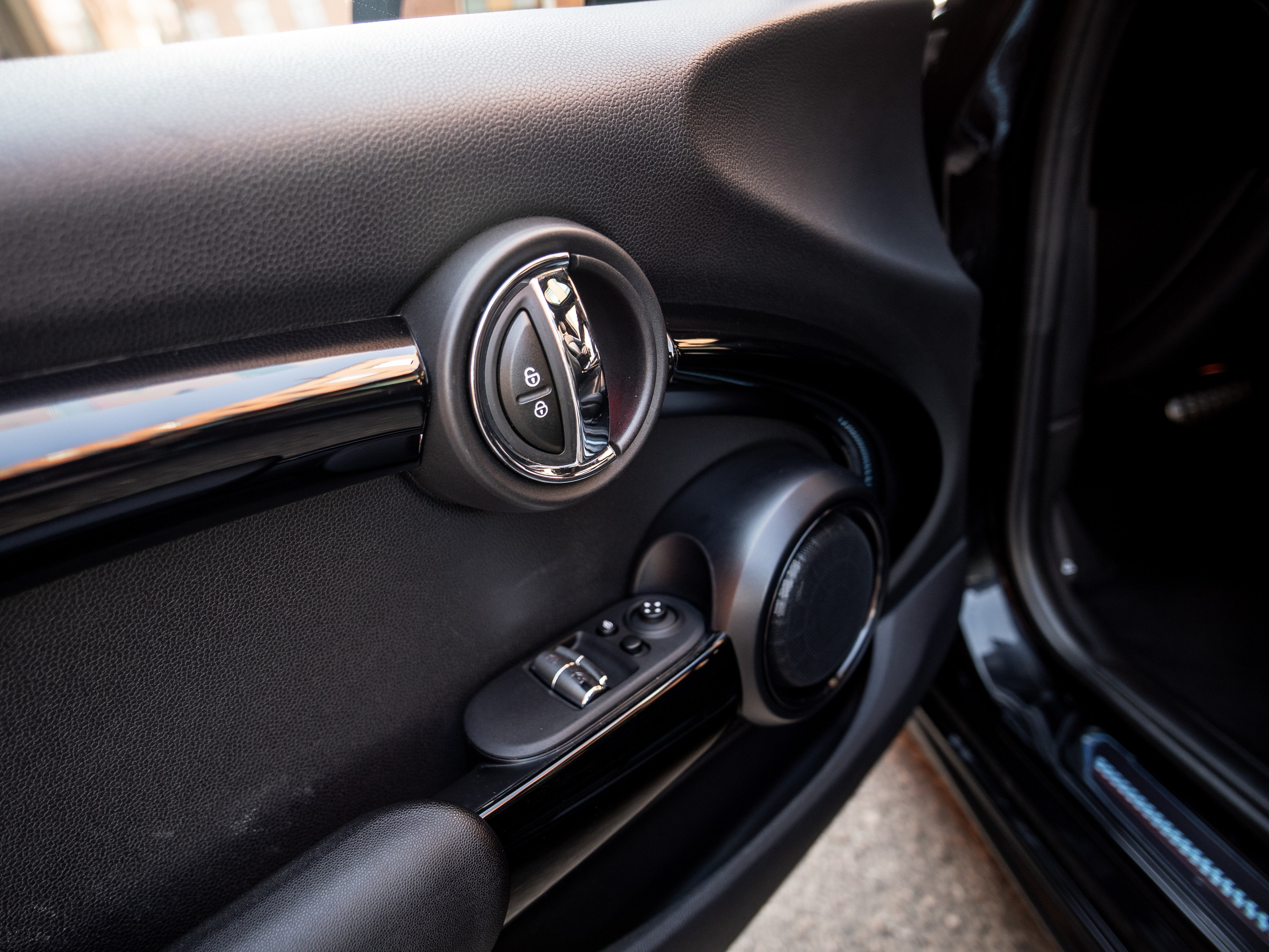 MINI JCW FOR SALE. Opasnophoto