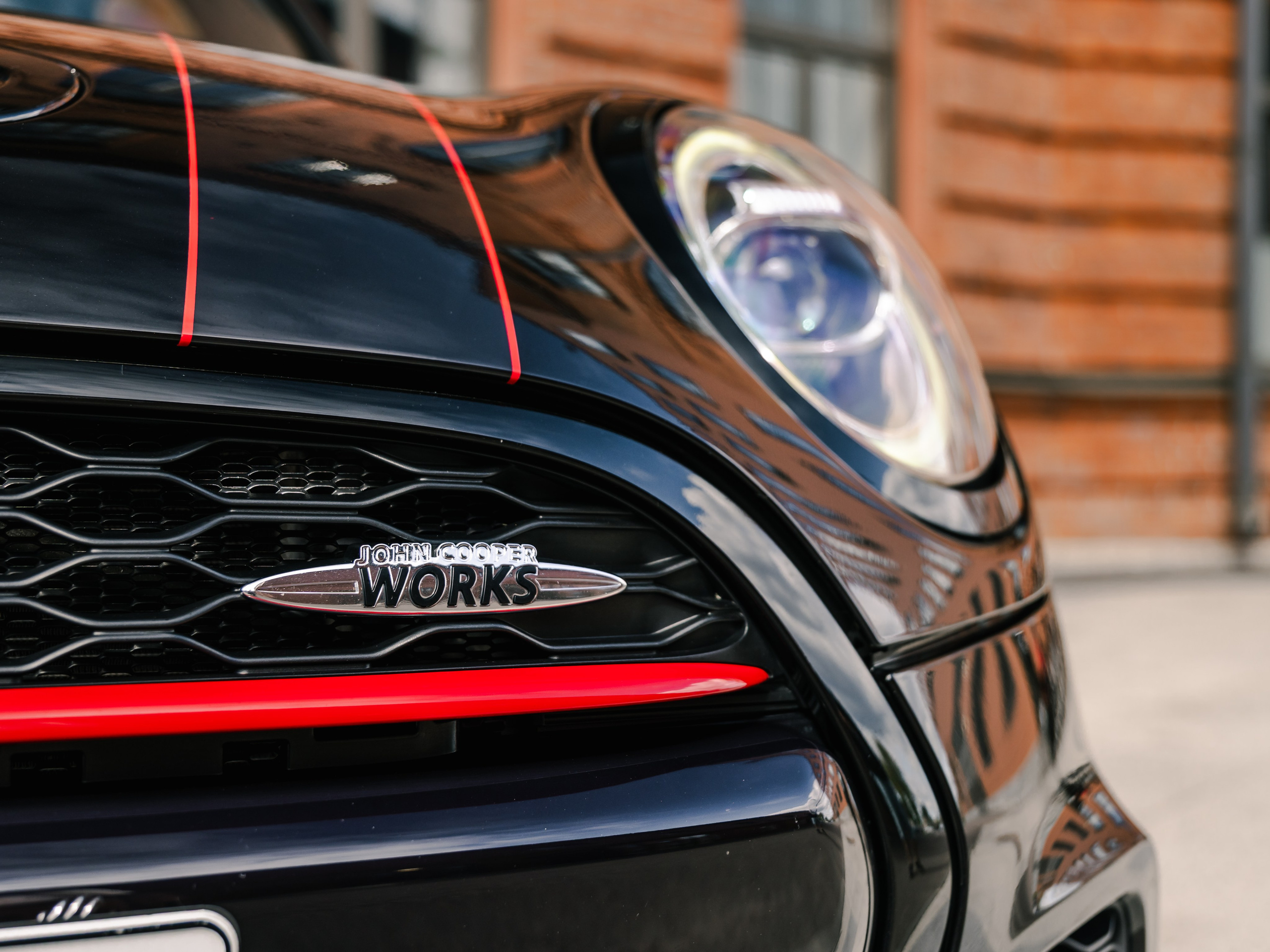 MINI JCW FOR SALE. Opasnophoto