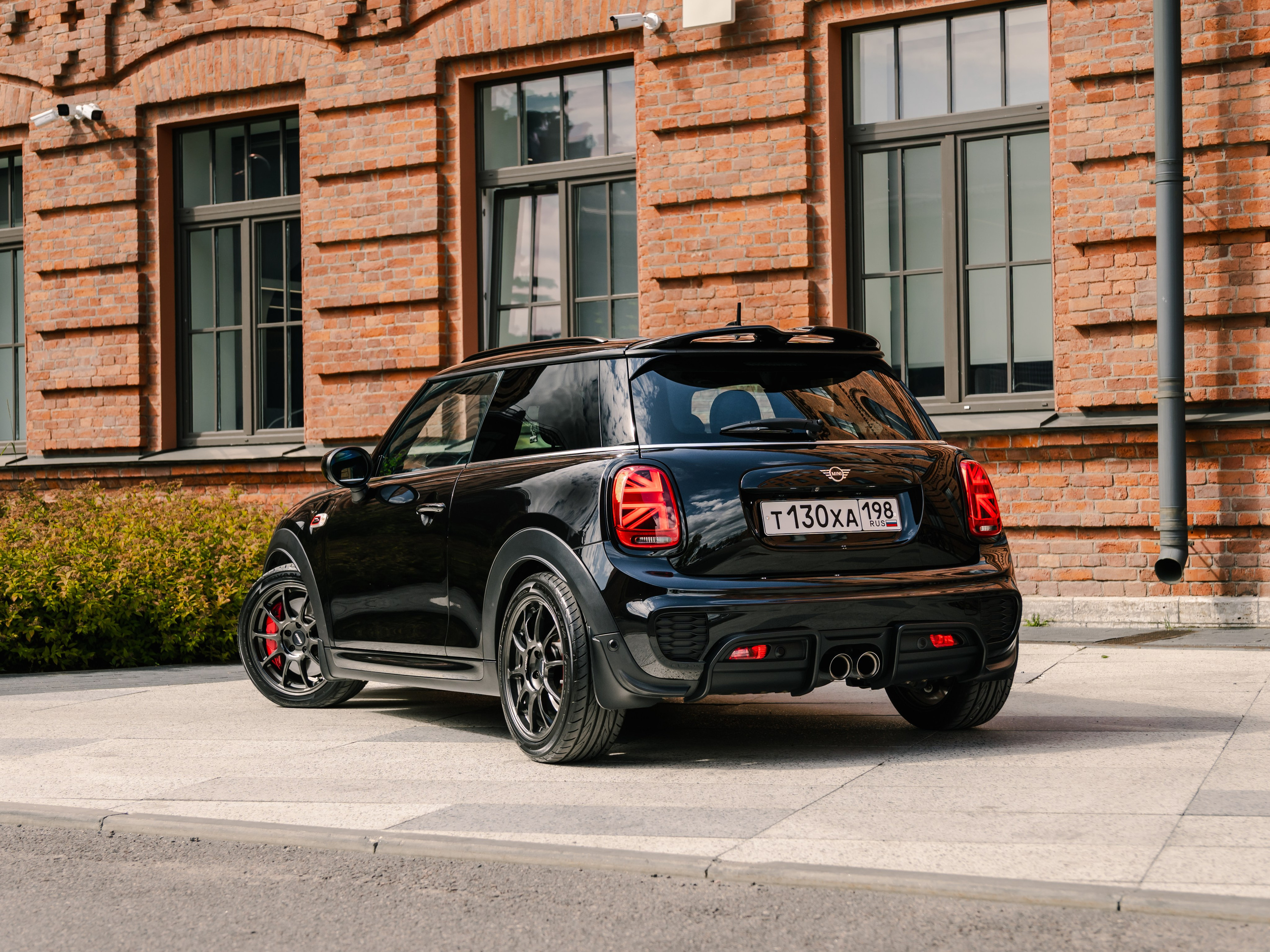 MINI JCW FOR SALE. Opasnophoto