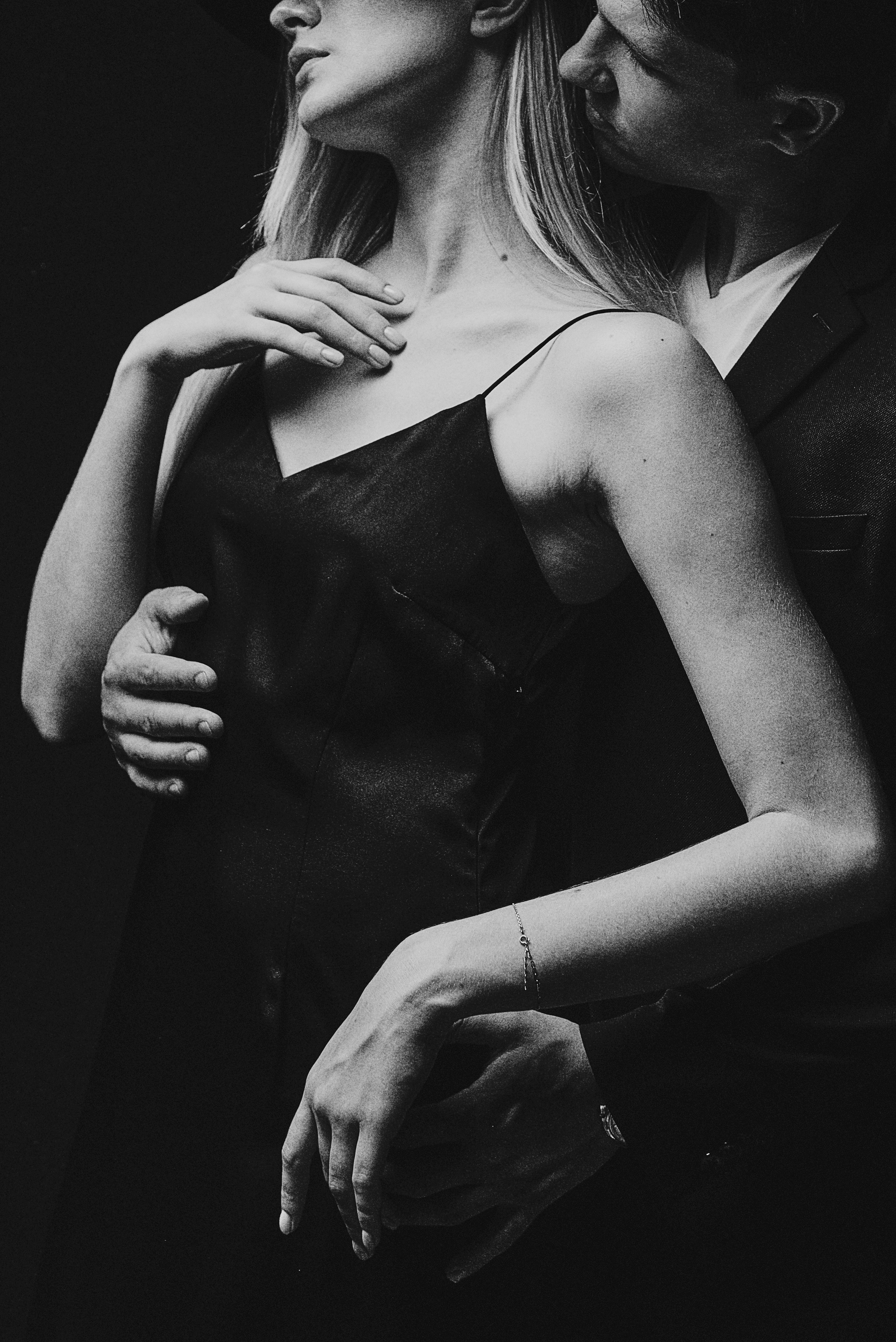 Он и она чб съемка для парня и девушки. Пенза