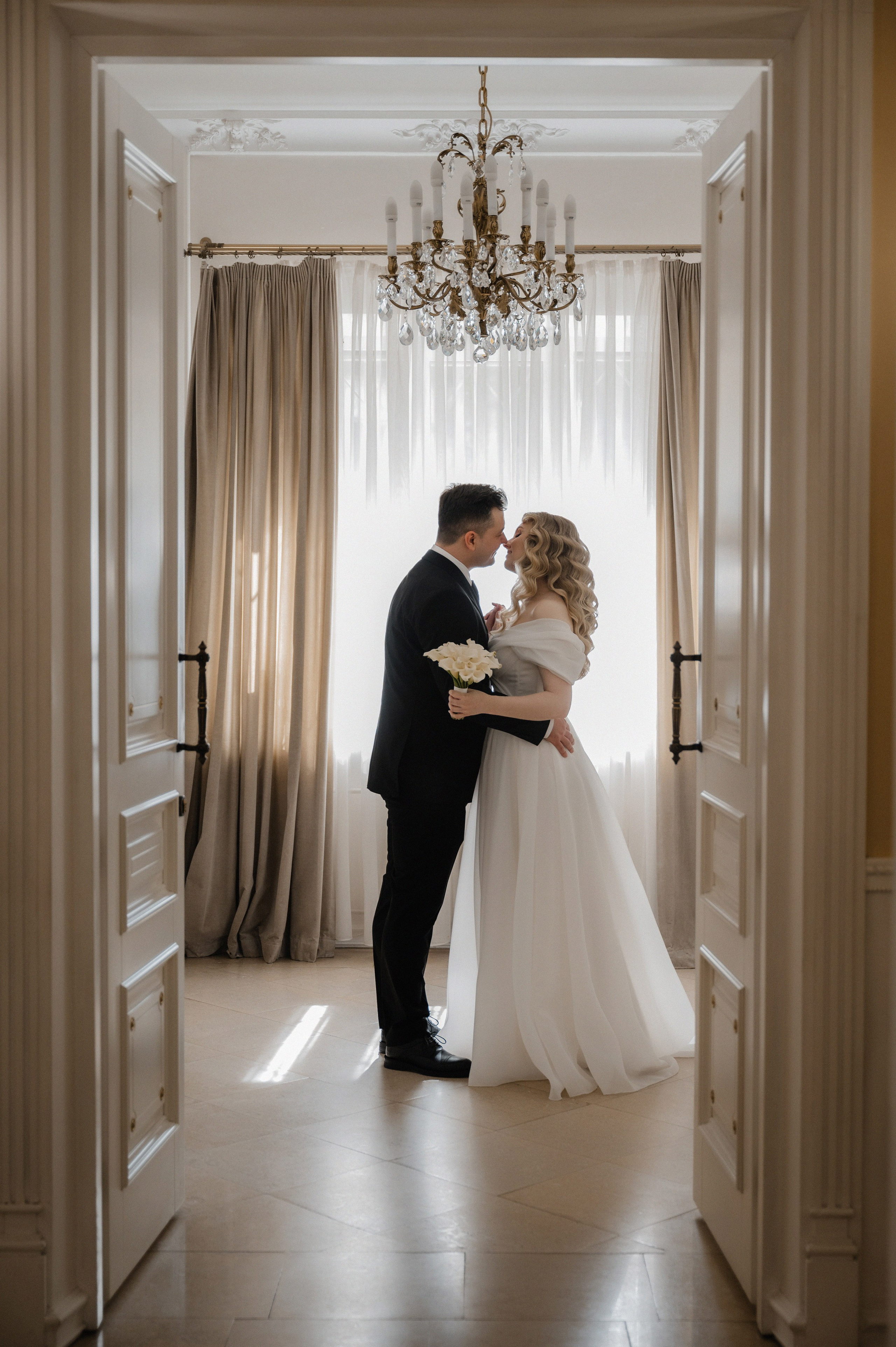 Илья и Ольга.Кусково. Свадебный фотограф Раменское-Москва