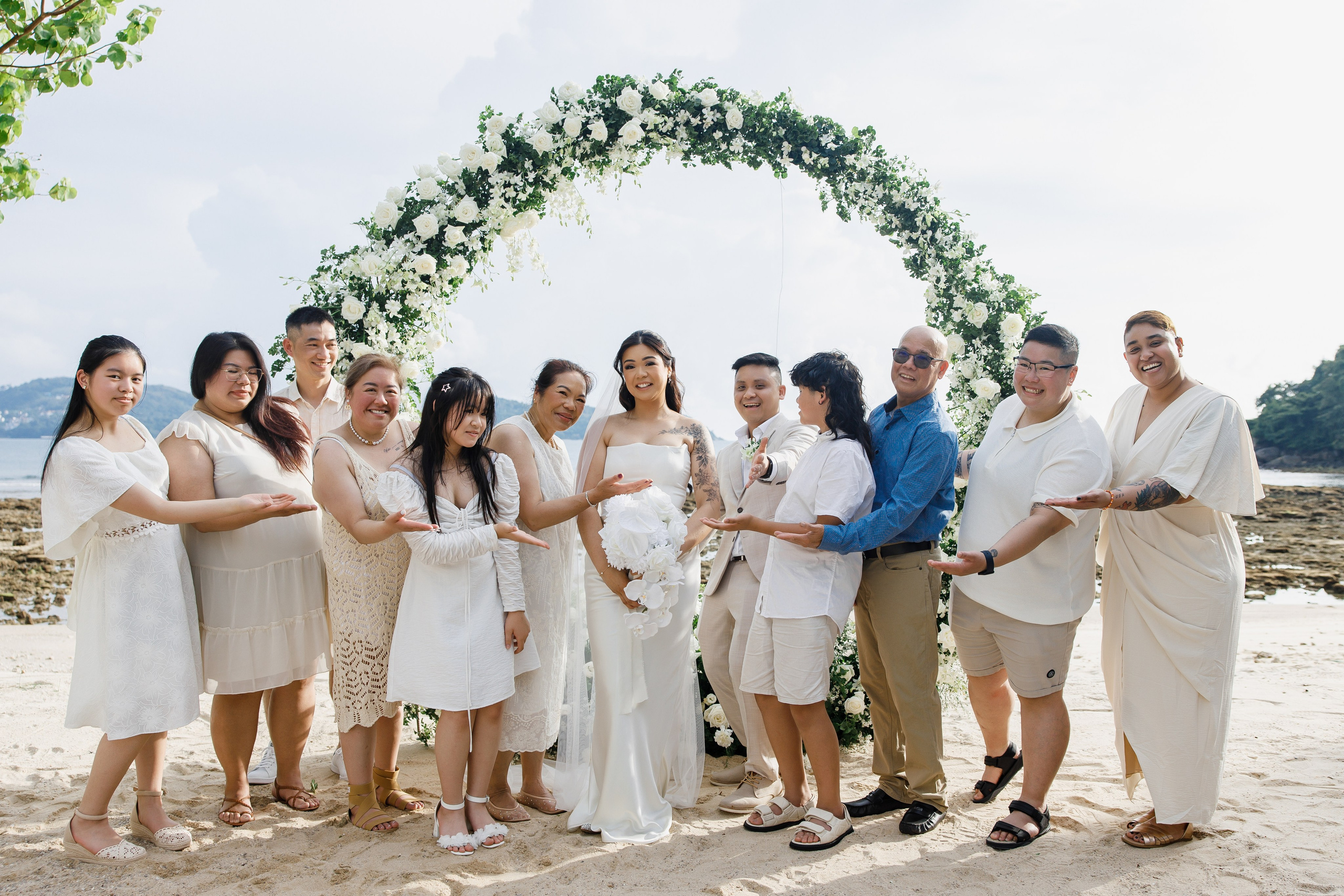 Wedding in Phuket at the Thavorn Hotel. Photographer in Phuket. Photographer Thailand