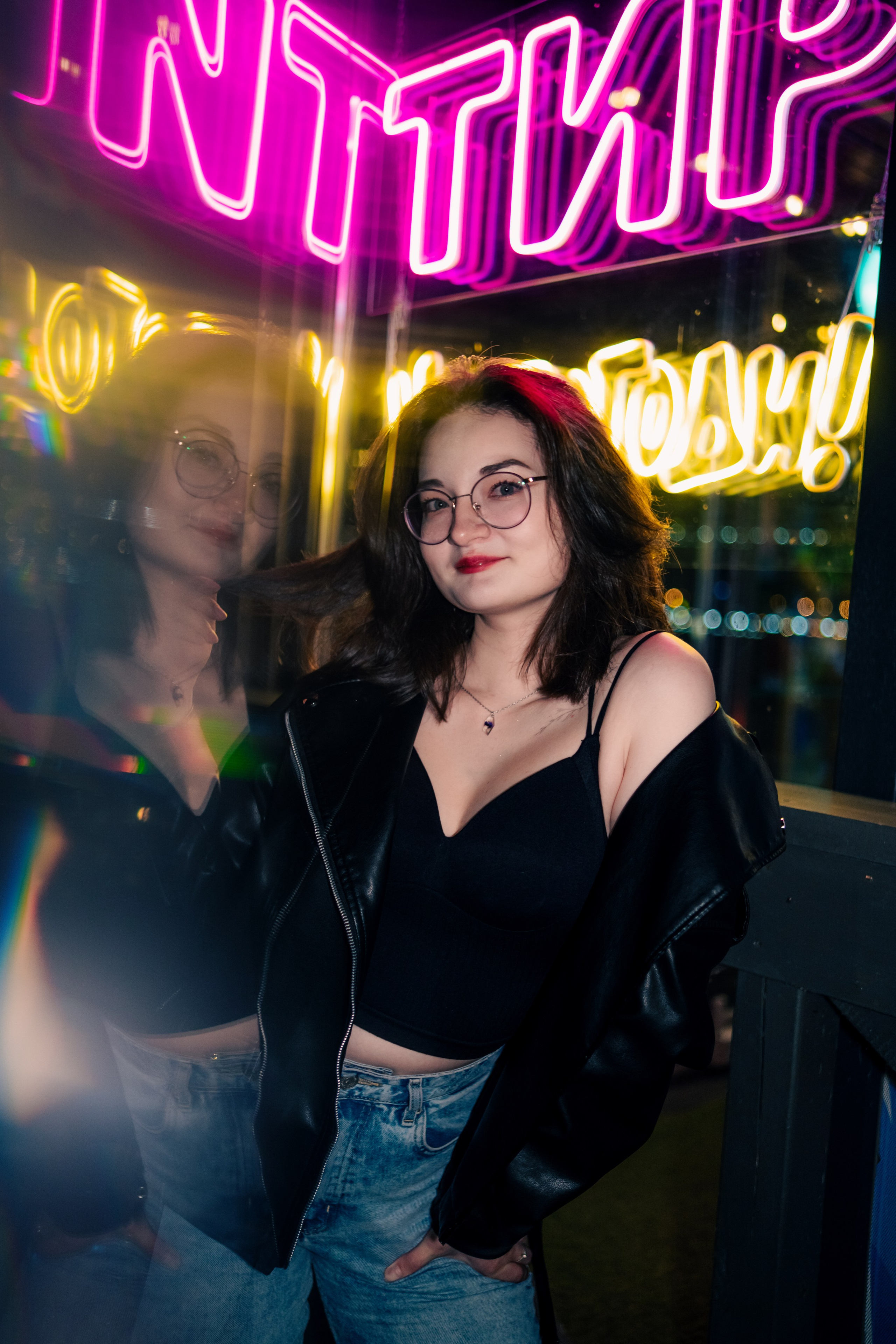 Юля | Палитра неоновых огней. Felixtones