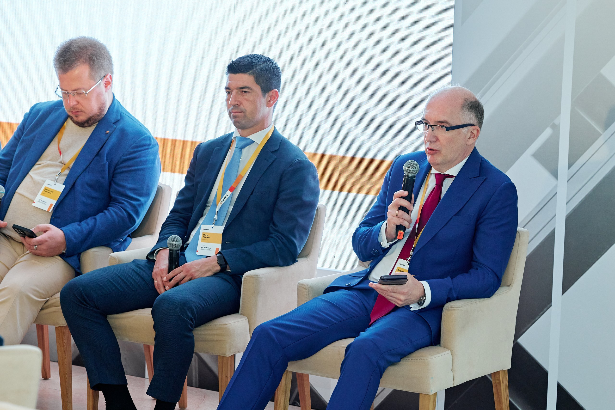 ЕВРАЗ / Конференция All Inclusive / Стадион «Нижний Новгород». Антон Артюшин, портретный фотограф. Москва