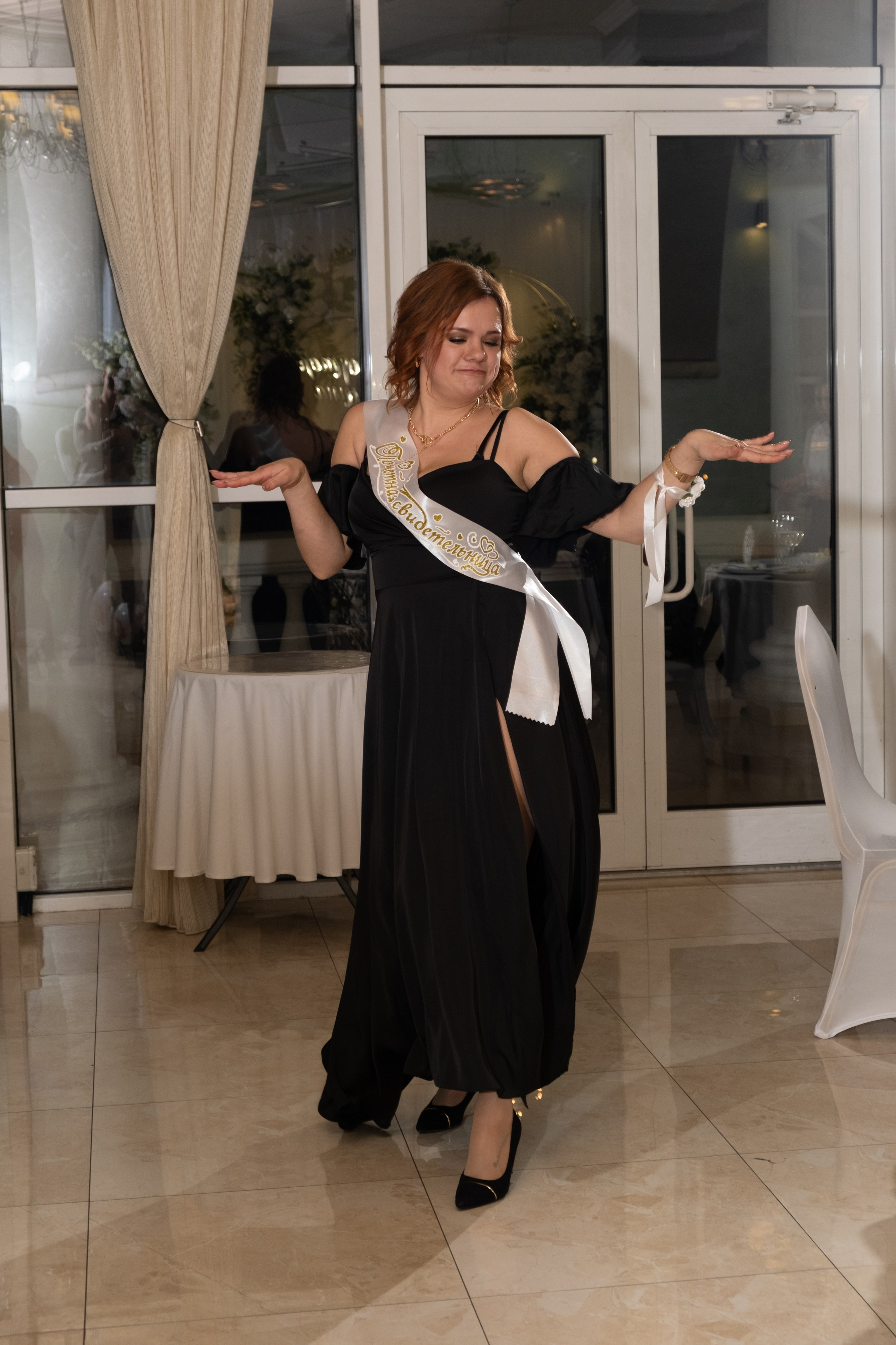 Гостиница Севастополь. Свадебная фотосессия Новый Херсонес. Профессиональная фотосъемка в Крыму. Натуральные эмоции и живые кадры. Забронируйте дату прямо сейчас!