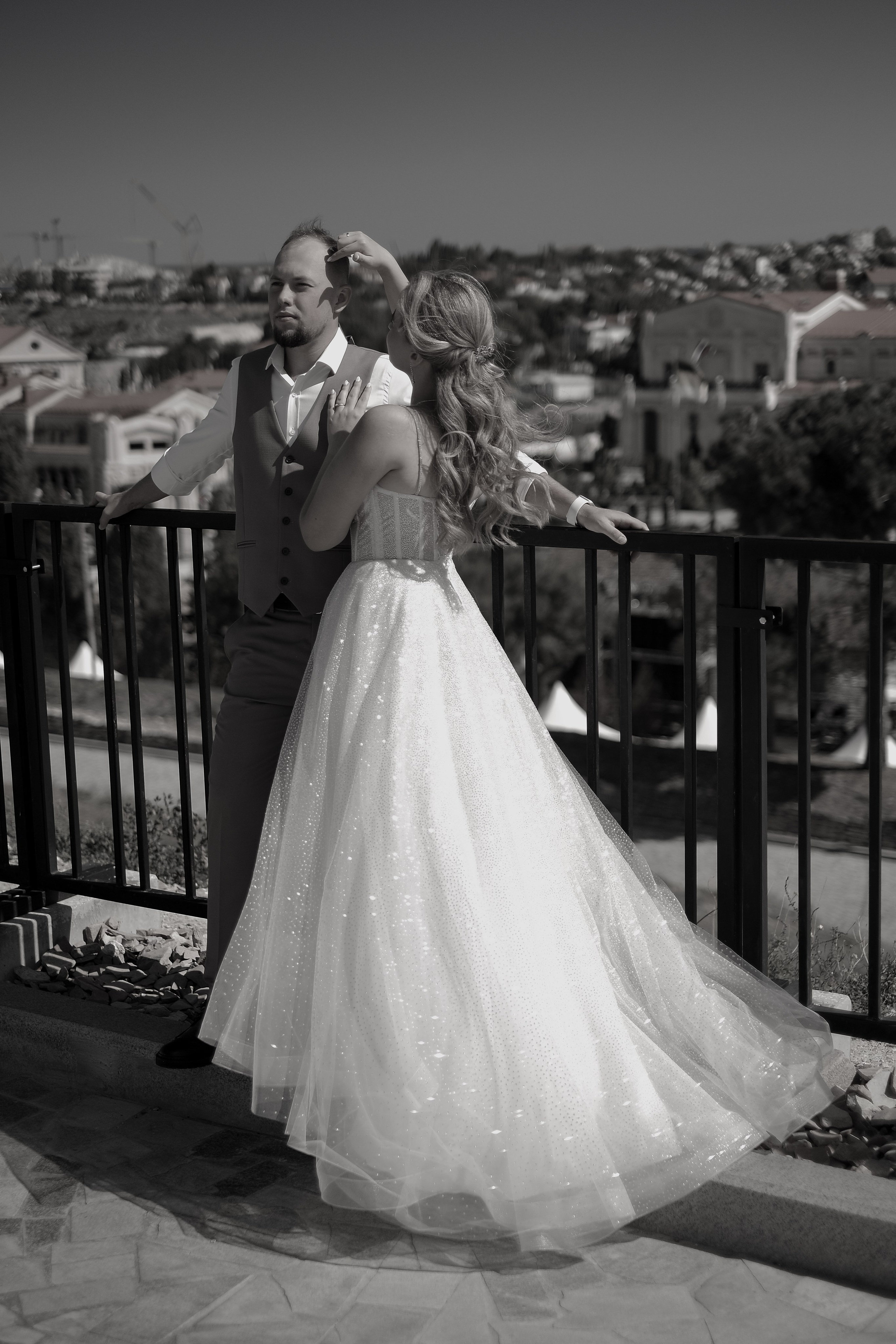 Свадебная фотосессия в Новом Херсонесе и Фиоленте. Профессиональная фотосъемка в Крыму. Натуральные эмоции и живые кадры. Забронируйте дату прямо сейчас!