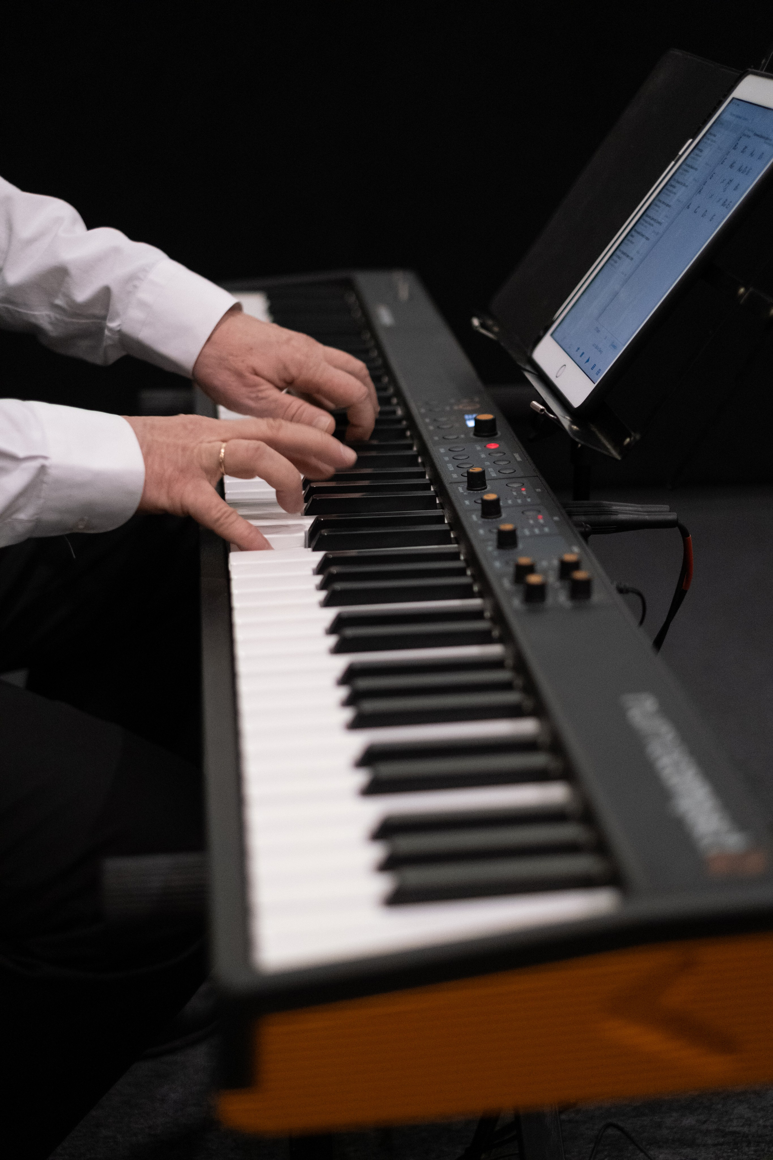 Новогодний репортаж из парка «Новый Херсонес» | Фотограф Илья Желдак. Профессиональная фотосъемка в Крыму. Натуральные эмоции и живые кадры. Забронируйте дату прямо сейчас!