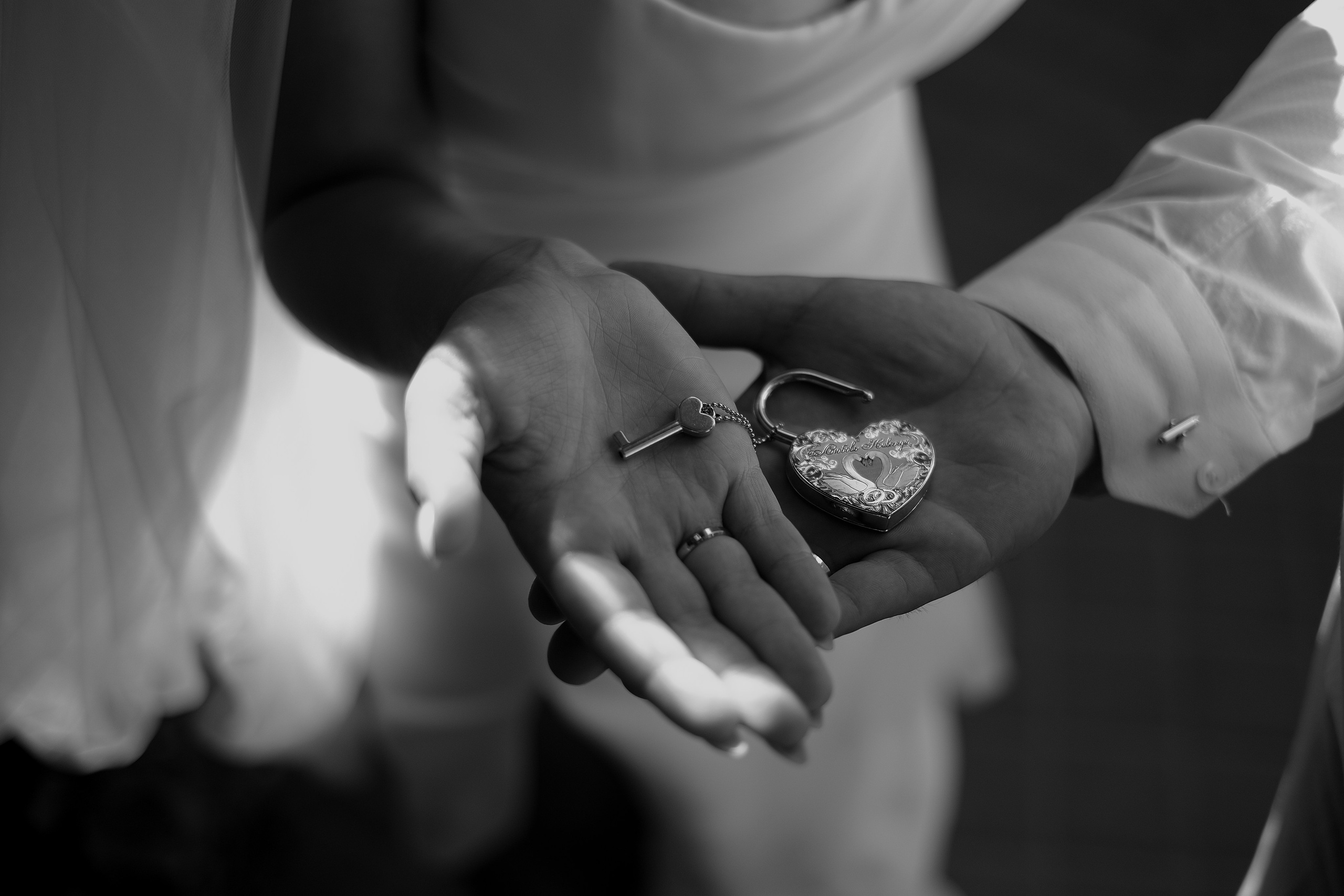 Свадебная фотосессия. Разные. Красивые фотографии. Профессиональная фотосъемка в Крыму. Натуральные эмоции и живые кадры. Забронируйте дату прямо сейчас!