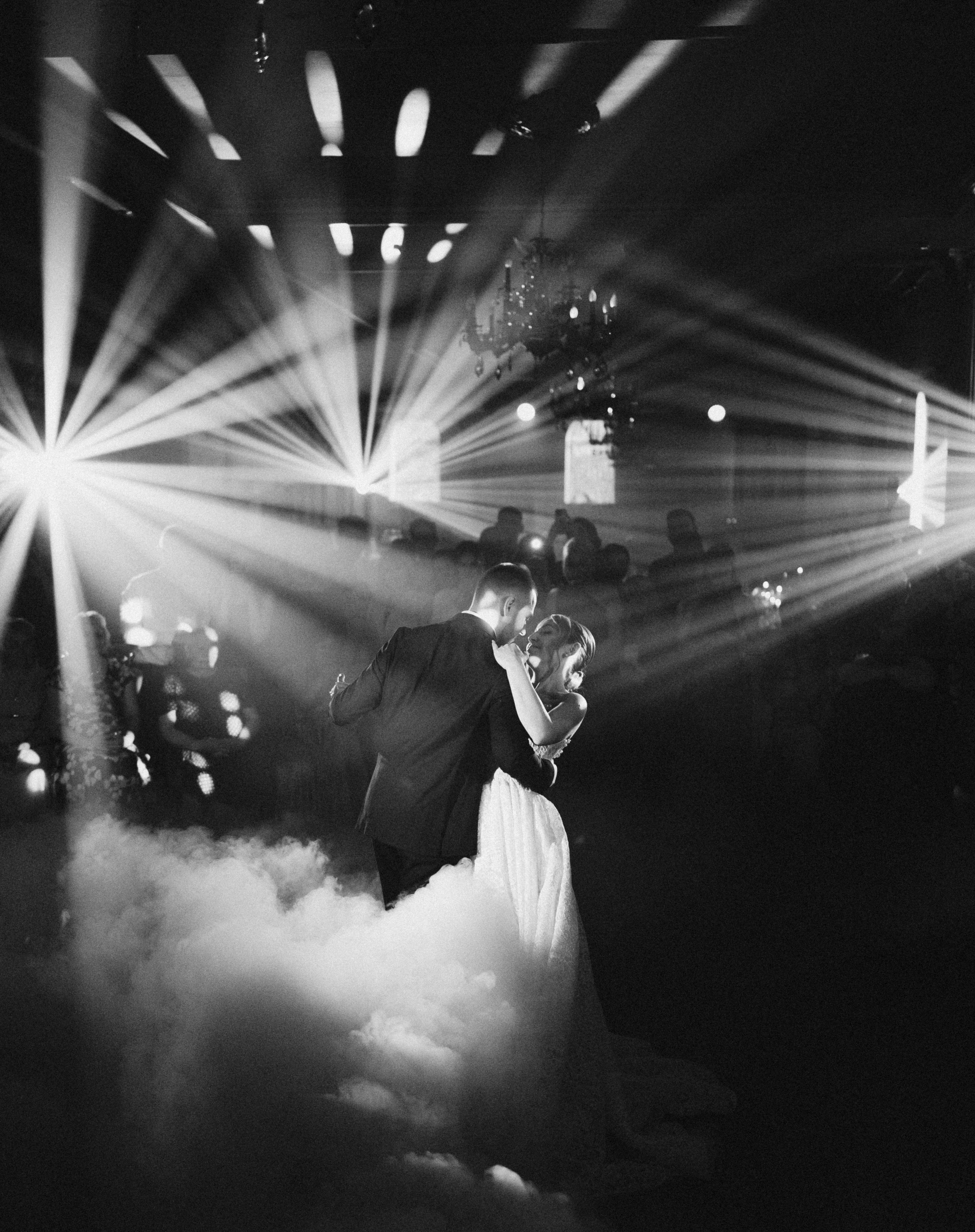 От любви есть только одно средство: любить ещё больше